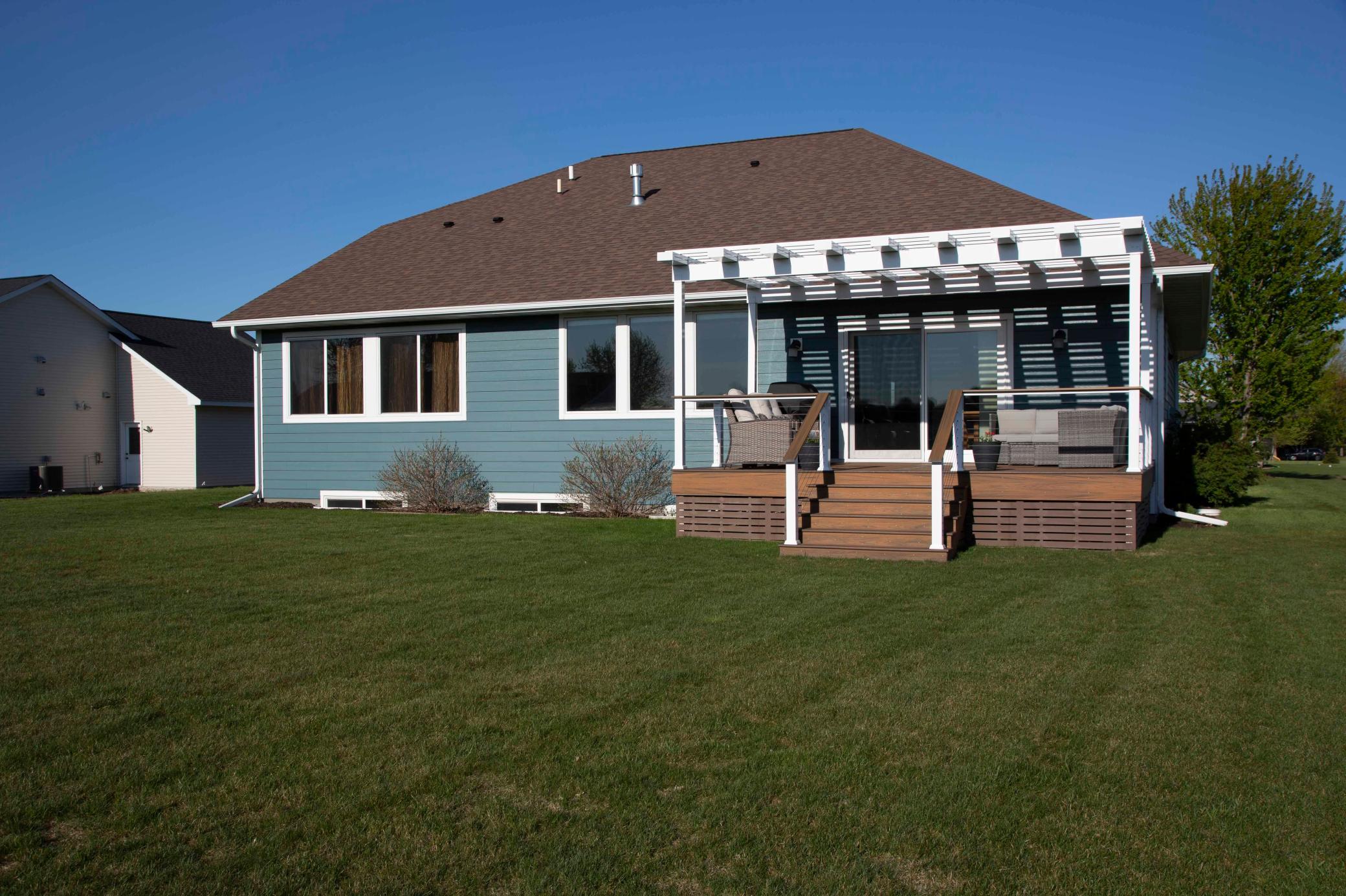 731 St James Circle Property Photo 4