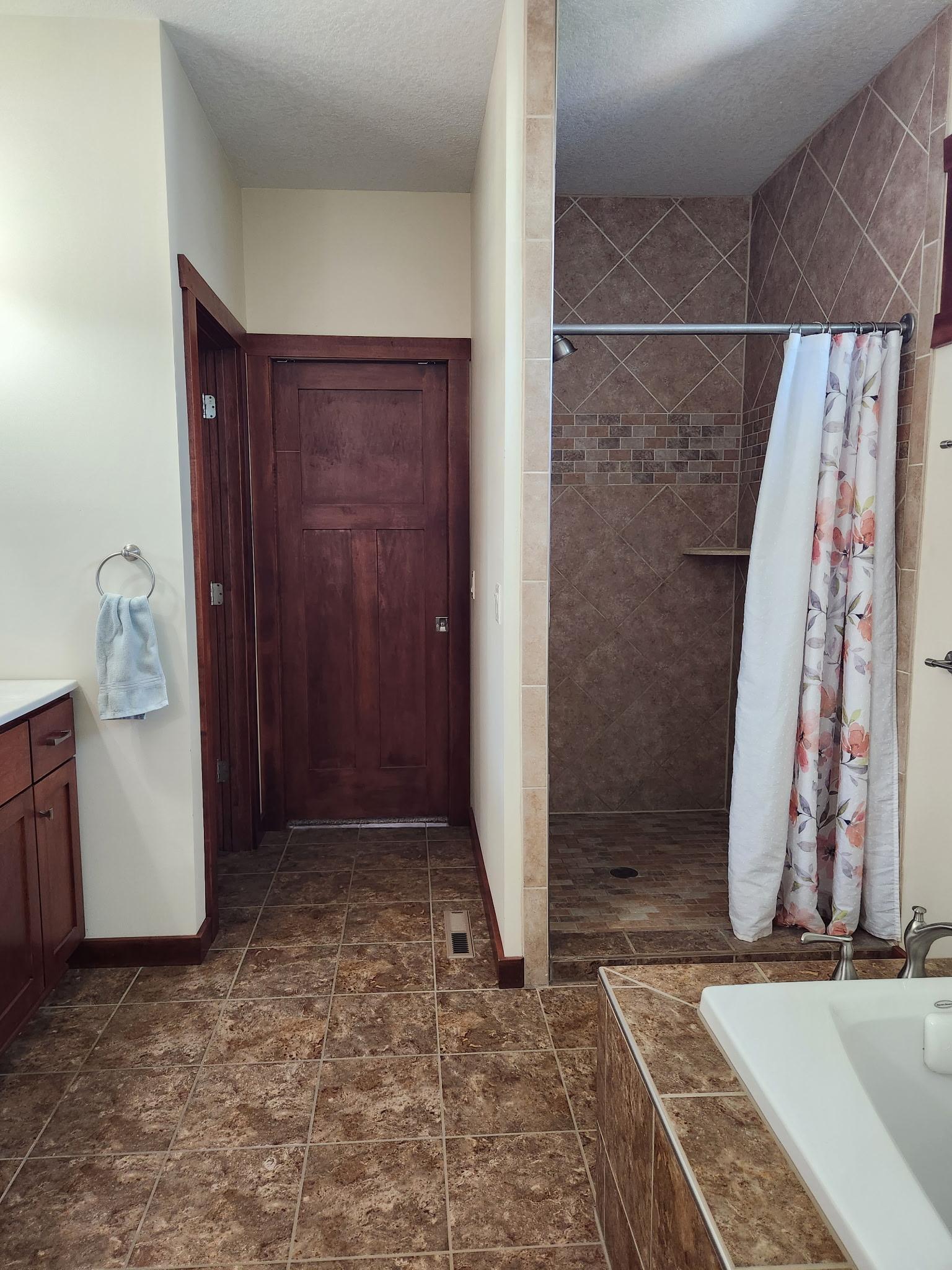731 St James Circle Property Photo 17