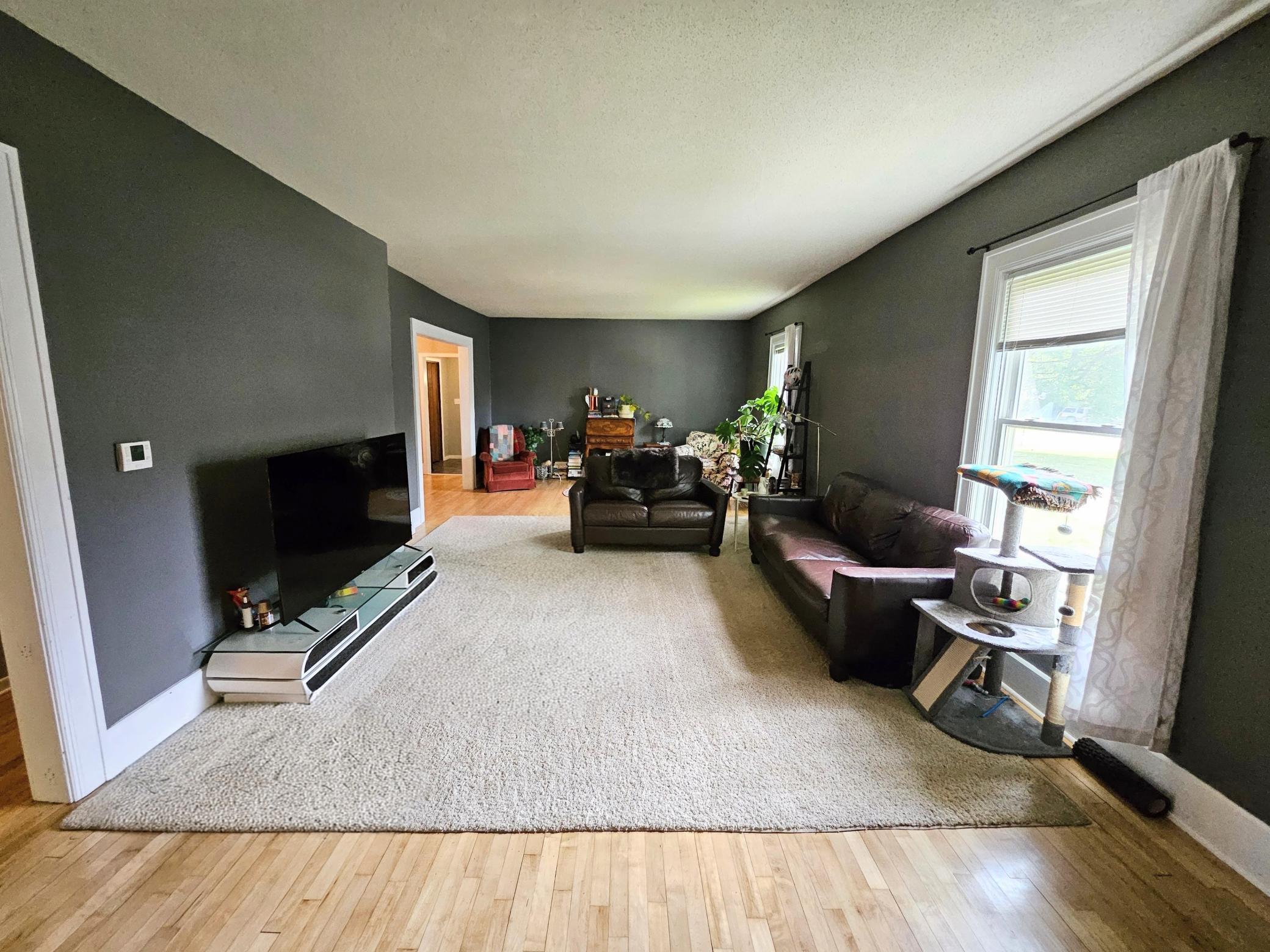 809 Park Avenue Property Photo 7