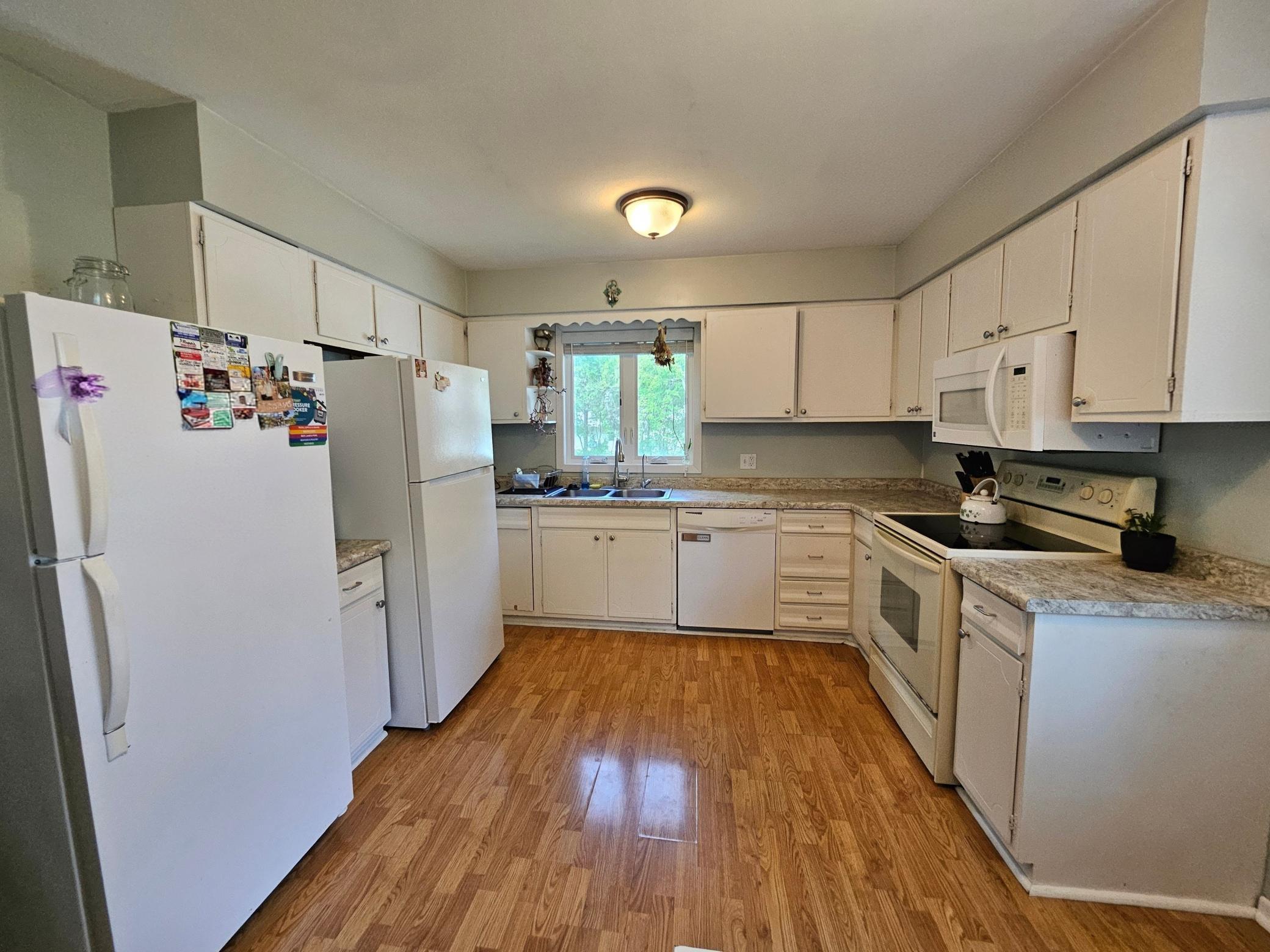 809 Park Avenue Property Photo 11