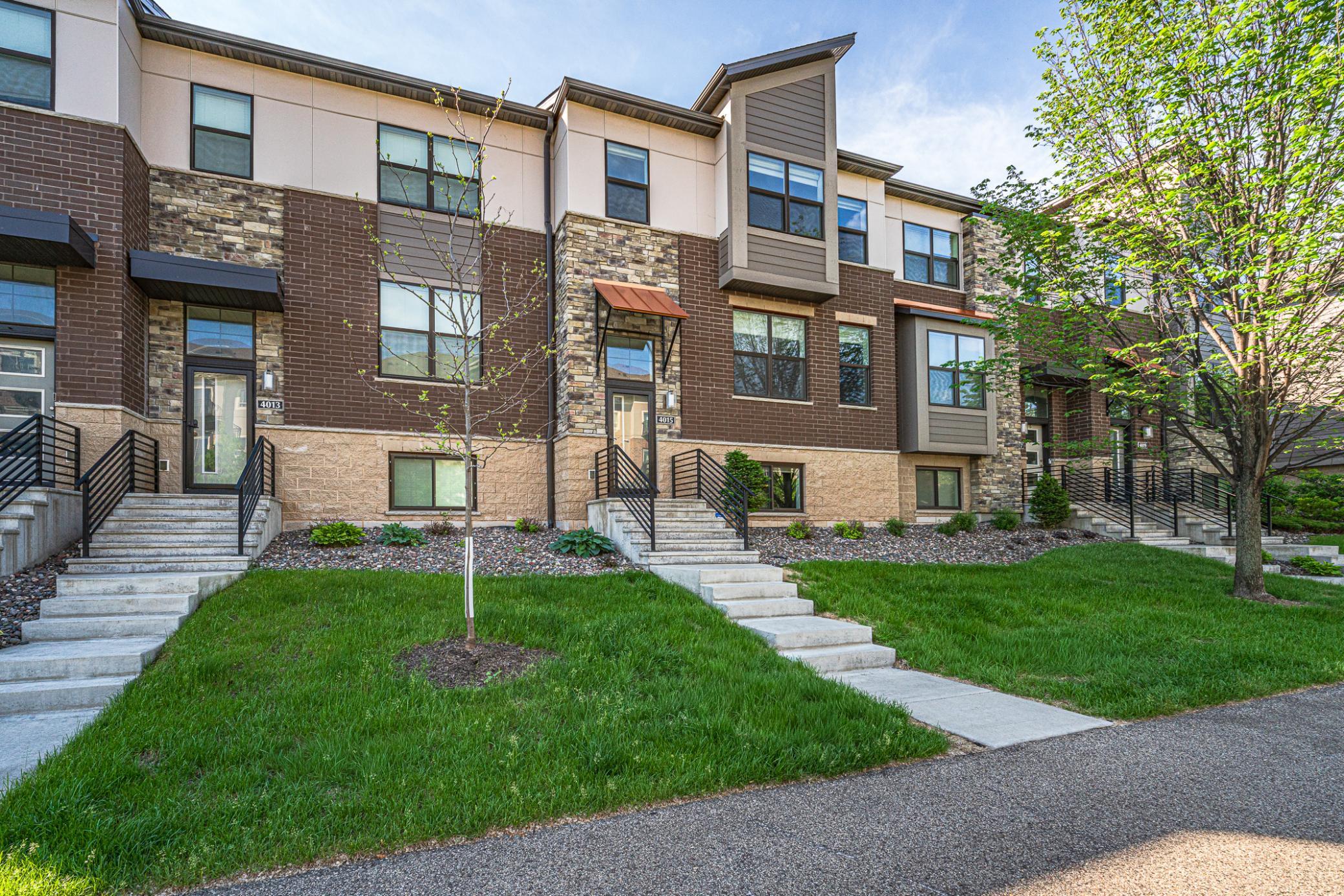 4015 River Valley Way Property Photo 1