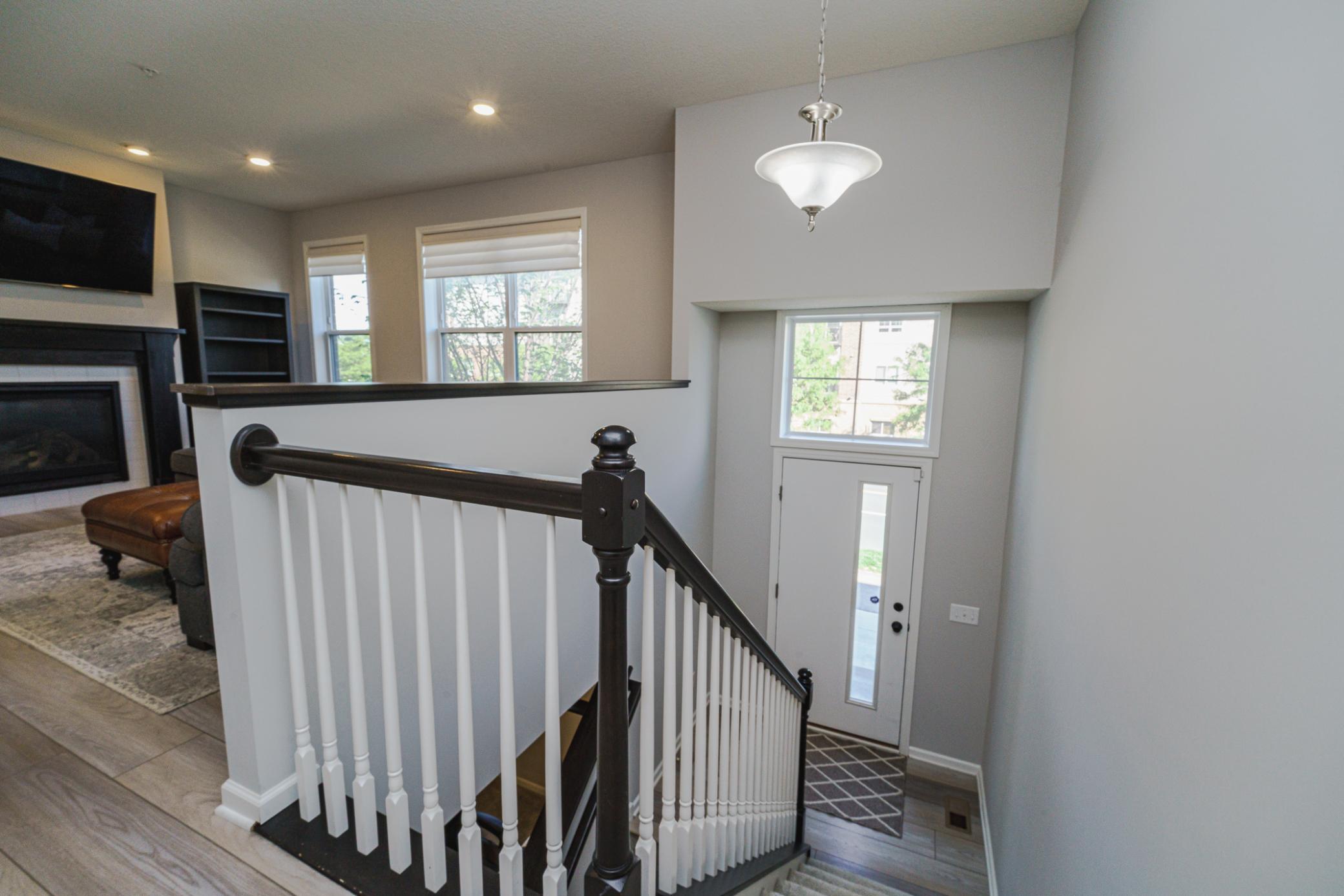4015 River Valley Way Property Photo 3