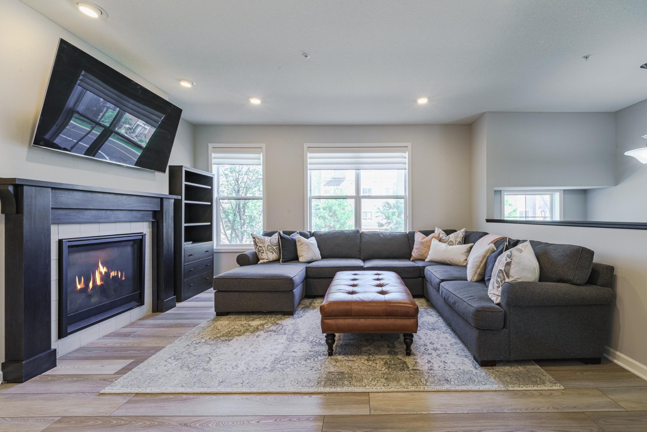 4015 River Valley Way Property Photo 4