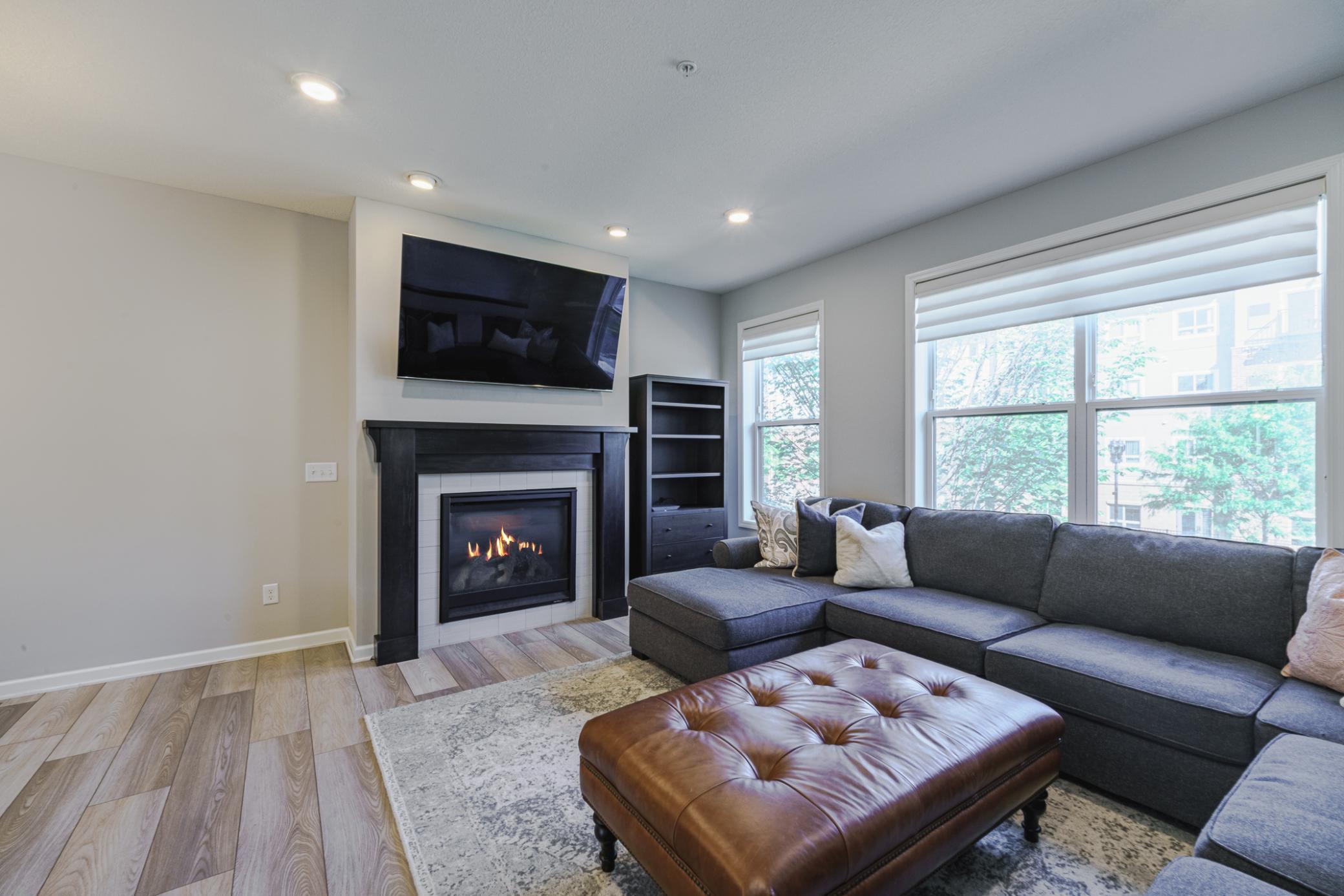 4015 River Valley Way Property Photo 6