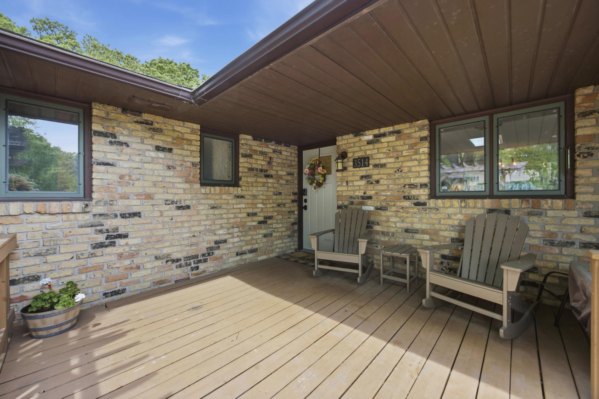 3514 Riverview Circle Property Photo 3