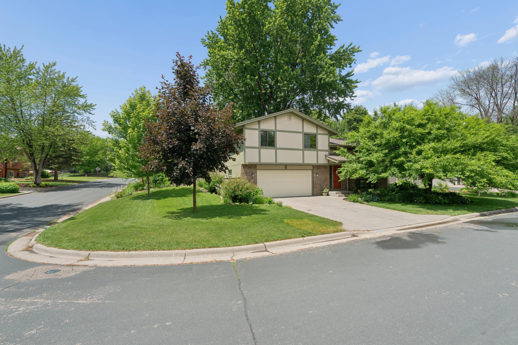 503 Laredo Lane Property Photo 1