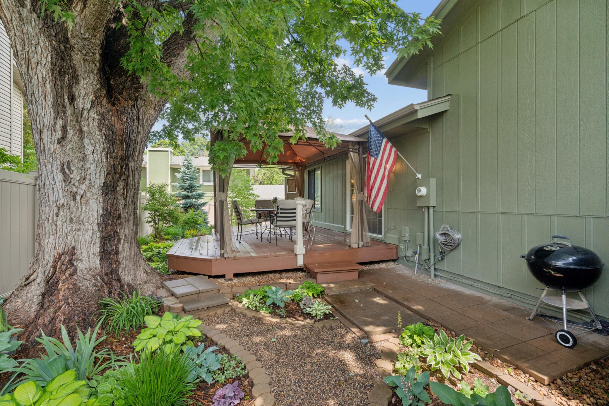 503 Laredo Lane Property Photo 3
