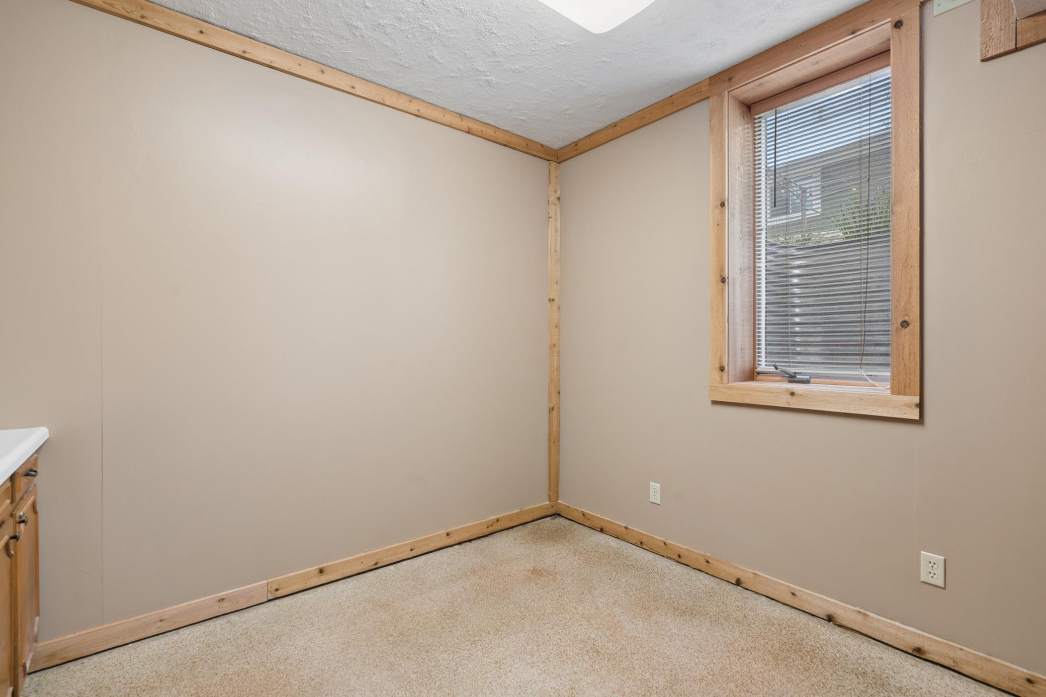 503 Laredo Lane Property Photo 28