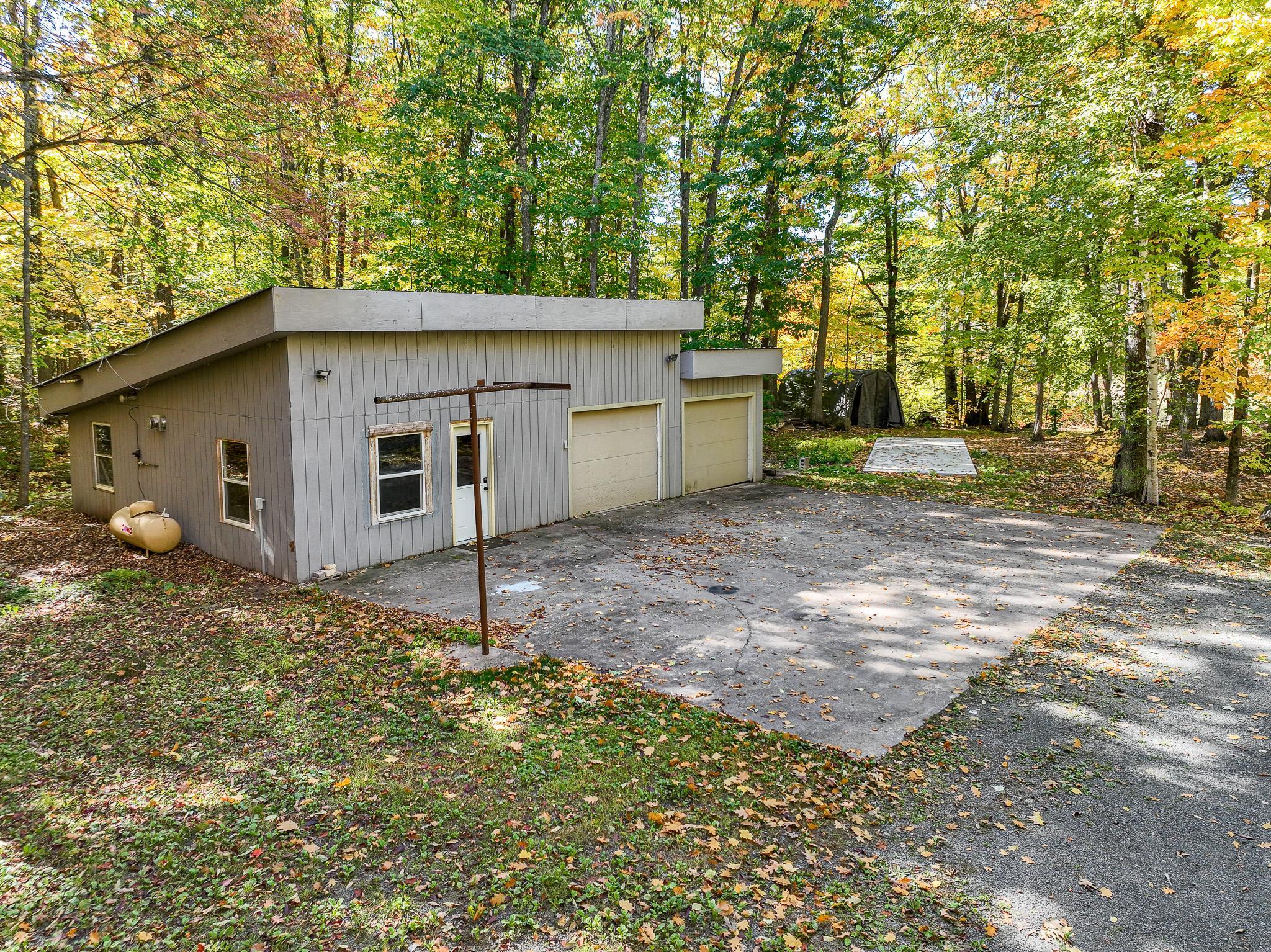 4973 S County Road F Property Photo 29
