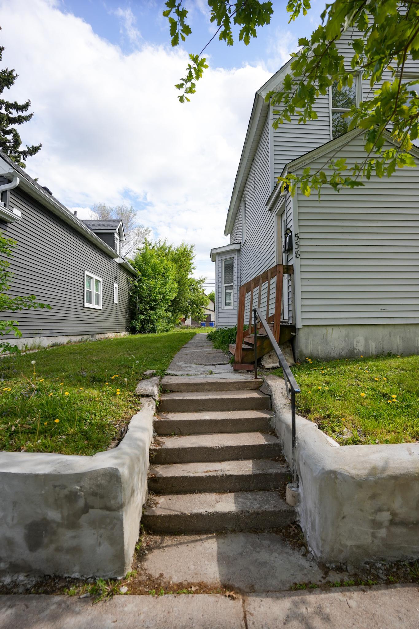538 Charles Avenue Property Photo 4