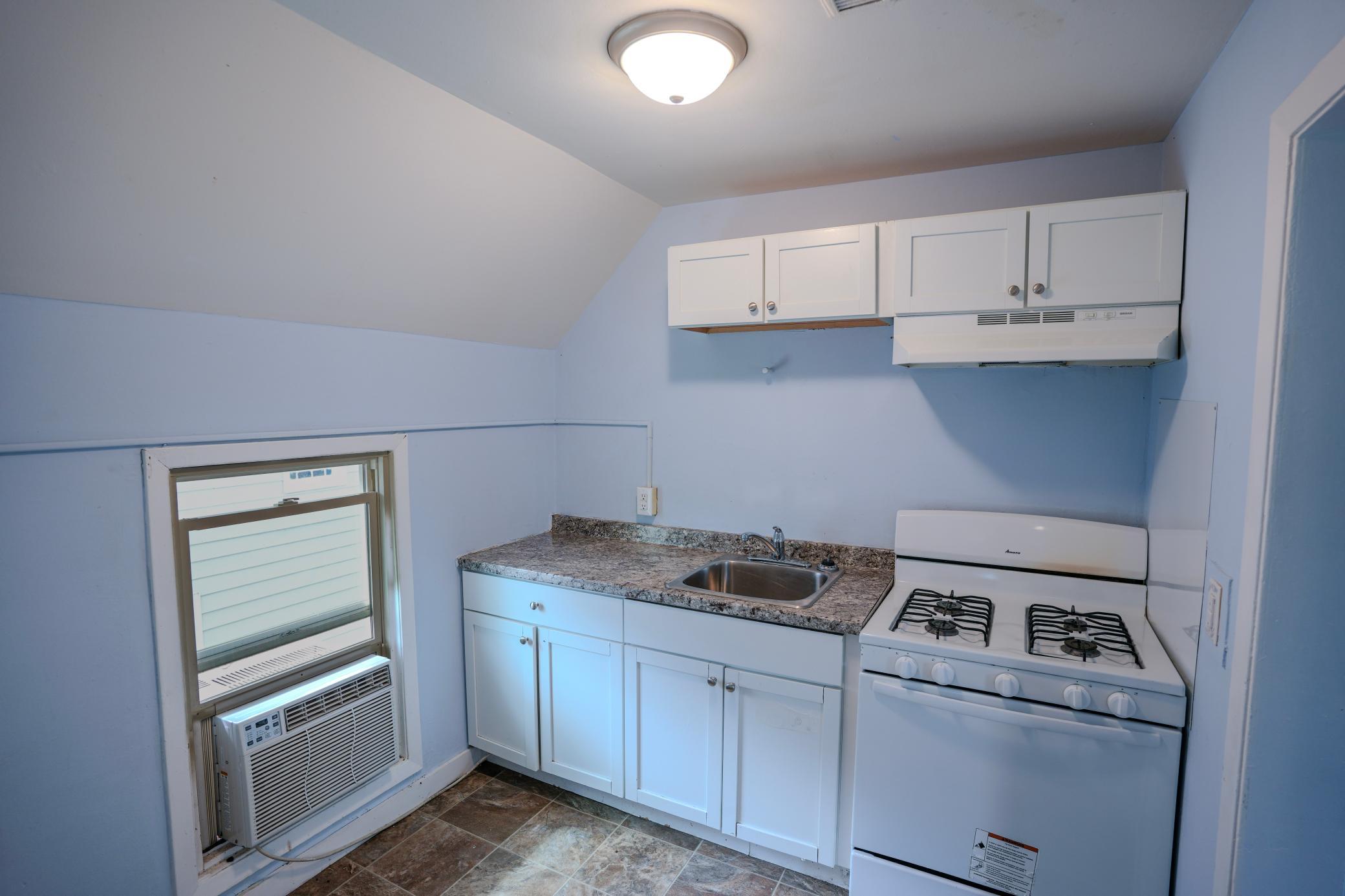 538 Charles Avenue Property Photo 13