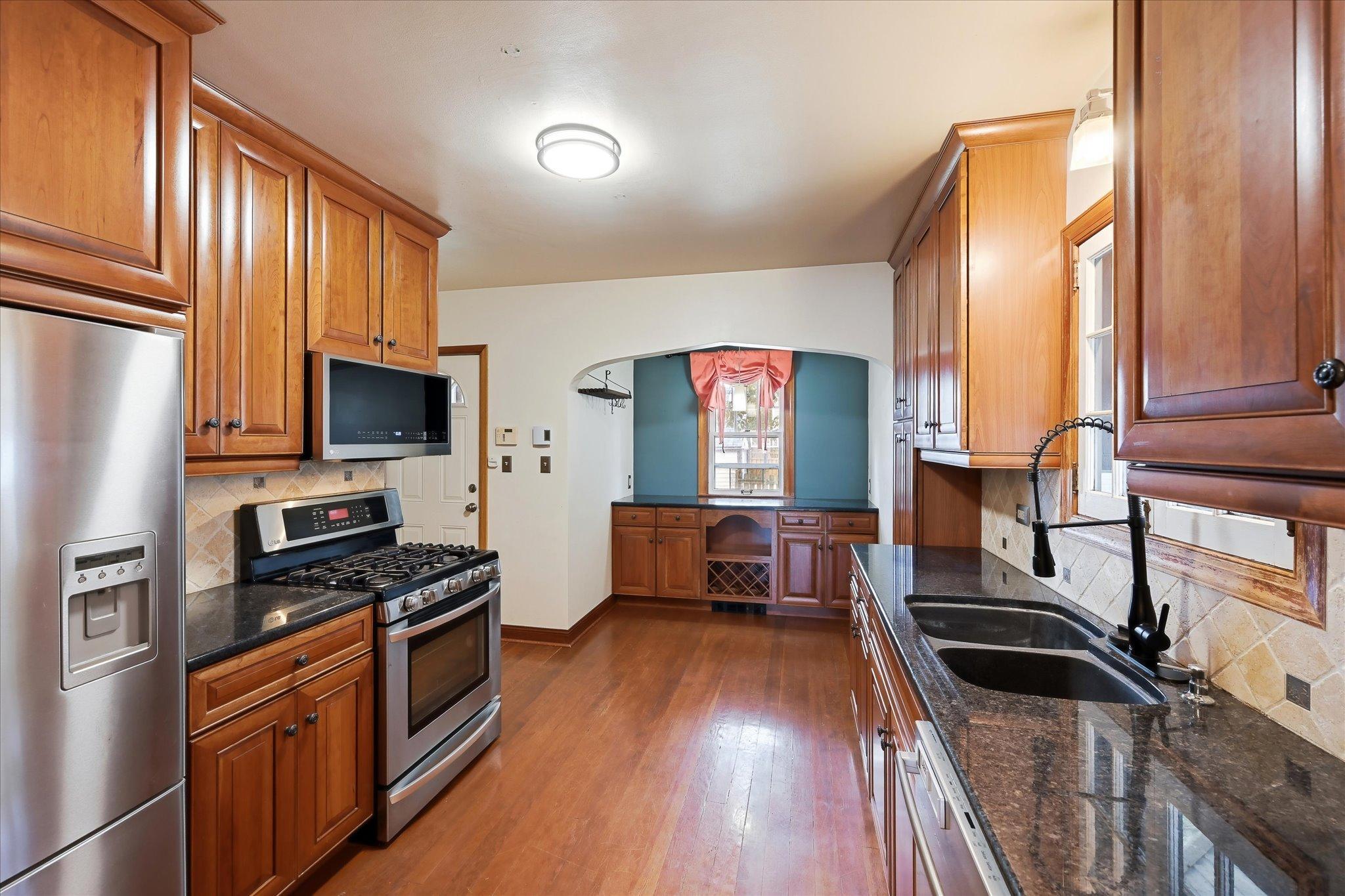 1360 Hartford Avenue Property Photo 6