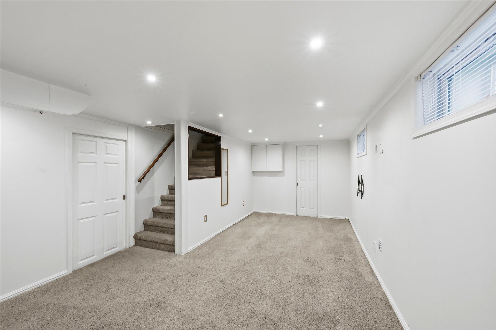 1360 Hartford Avenue Property Photo 21