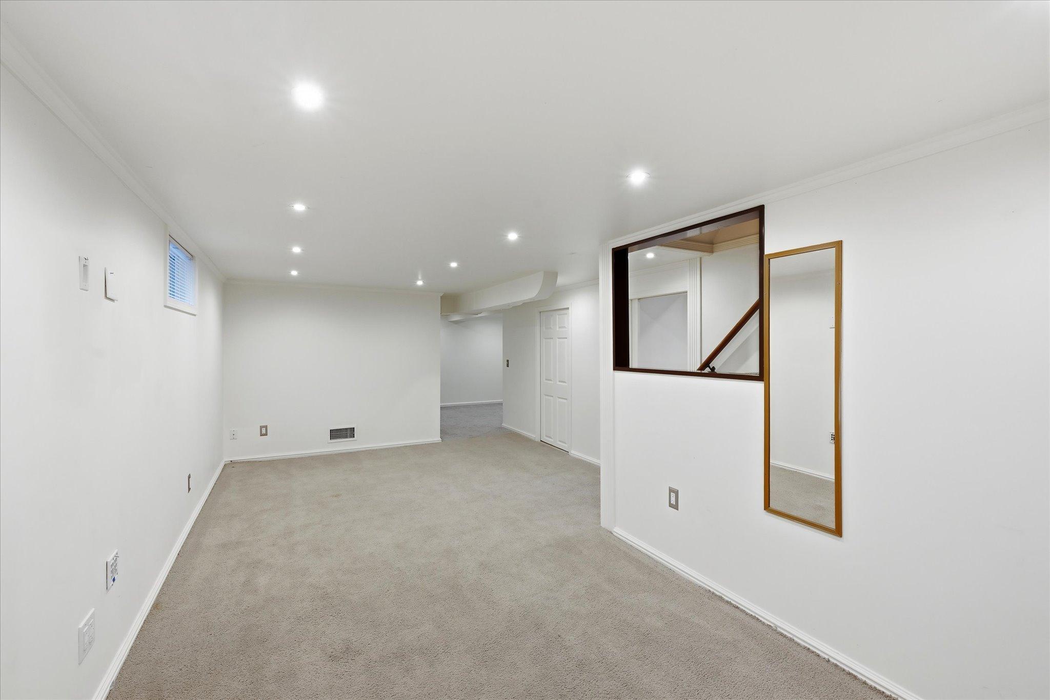 1360 Hartford Avenue Property Photo 23