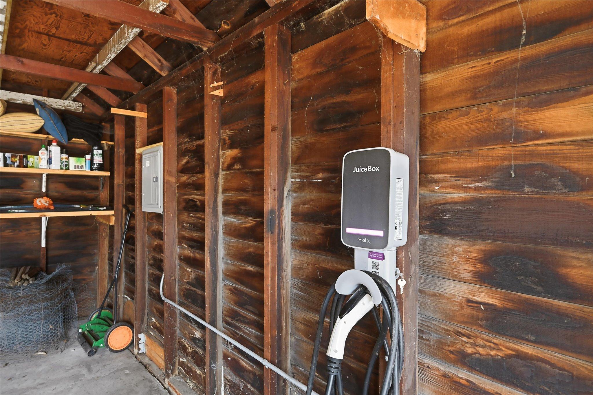 1360 Hartford Avenue Property Photo 32