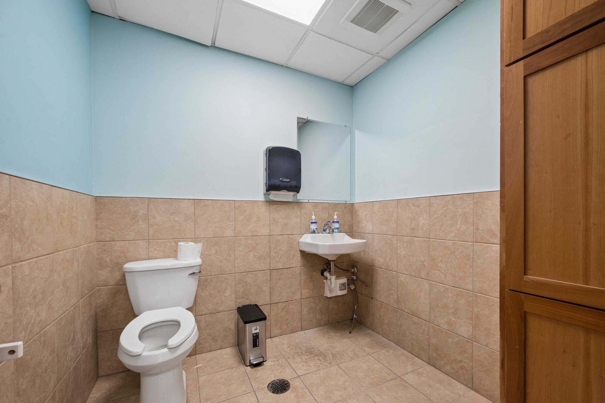 10700 Highway 55 Property Photo 25