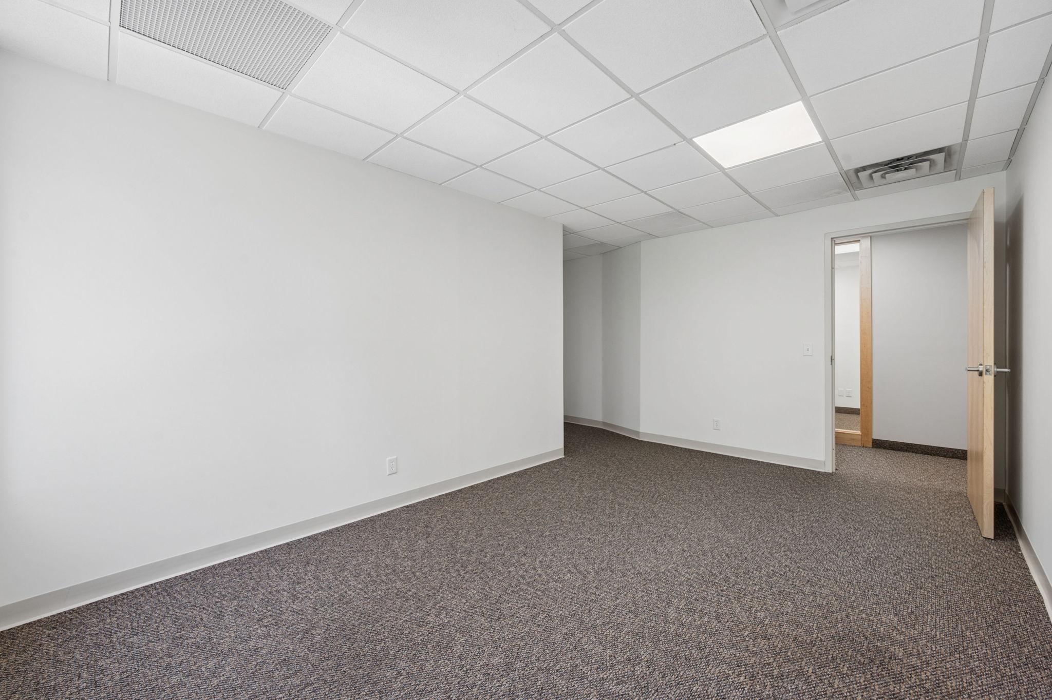 10700 Highway 55 Property Photo 30