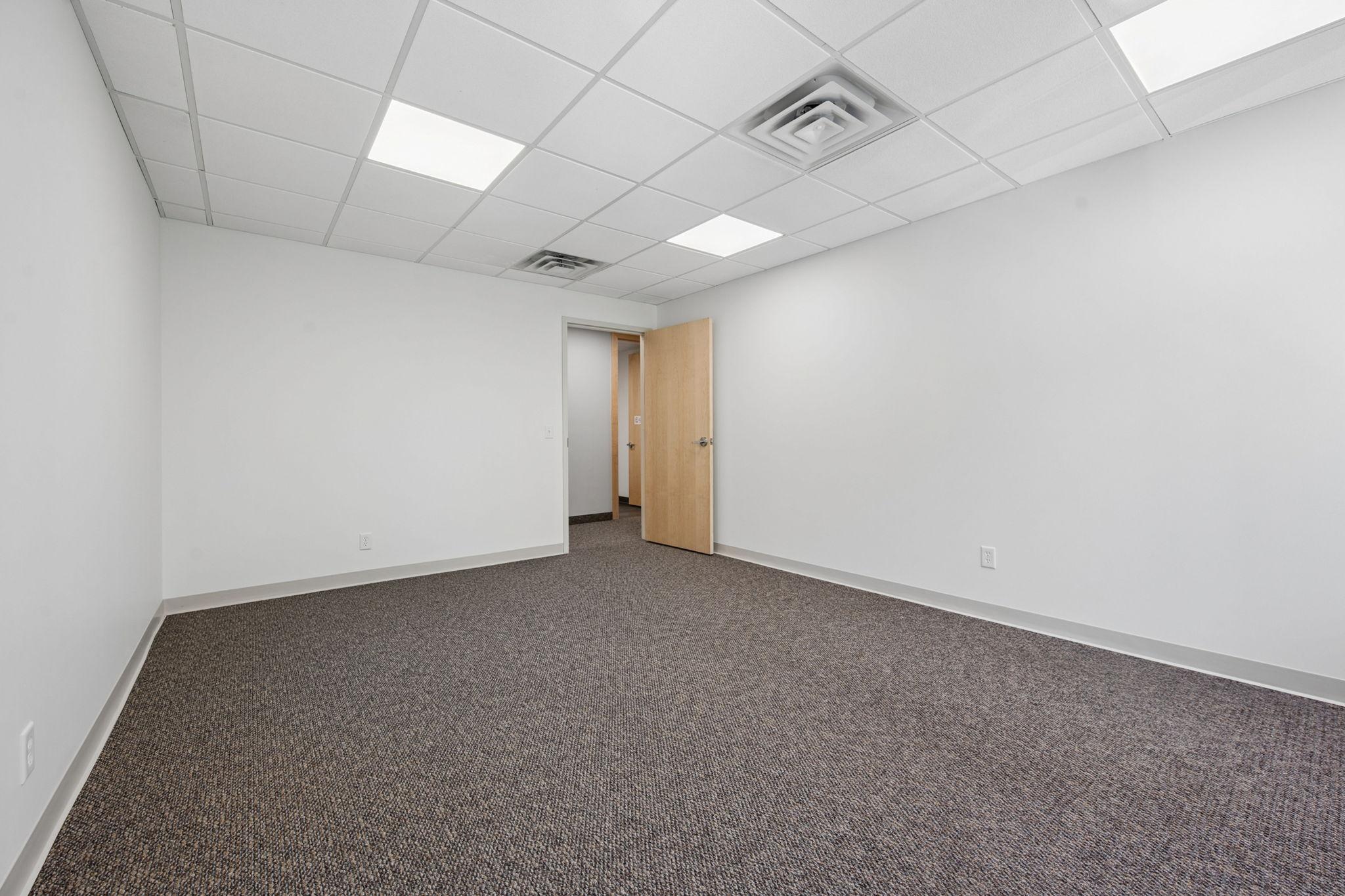 10700 Highway 55 Property Photo 32