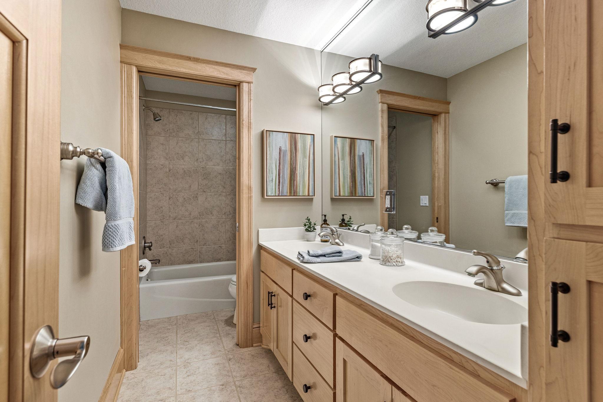 1411 Archwood Road Property Photo 35