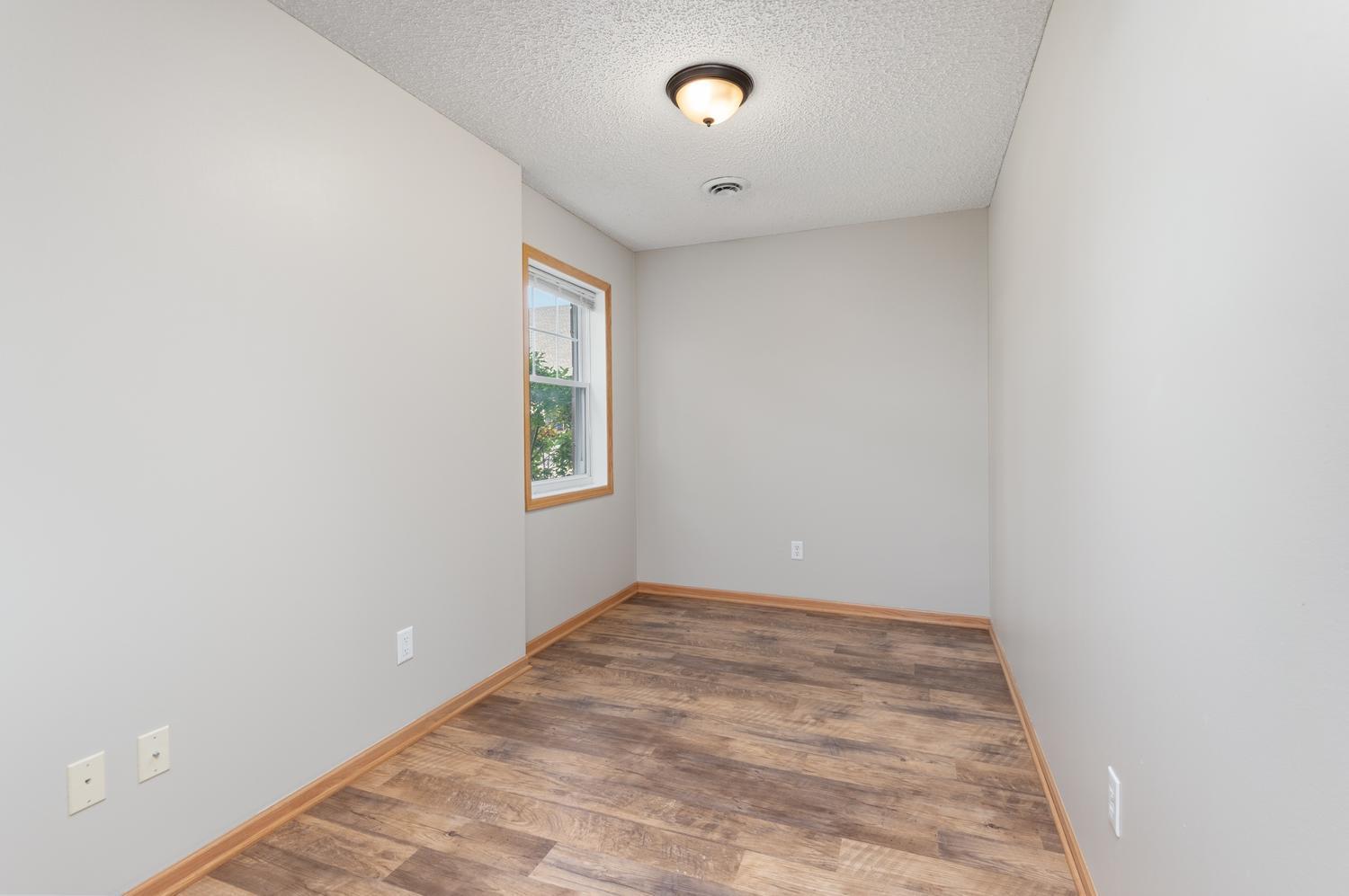2133 Village Trail Property Photo 25