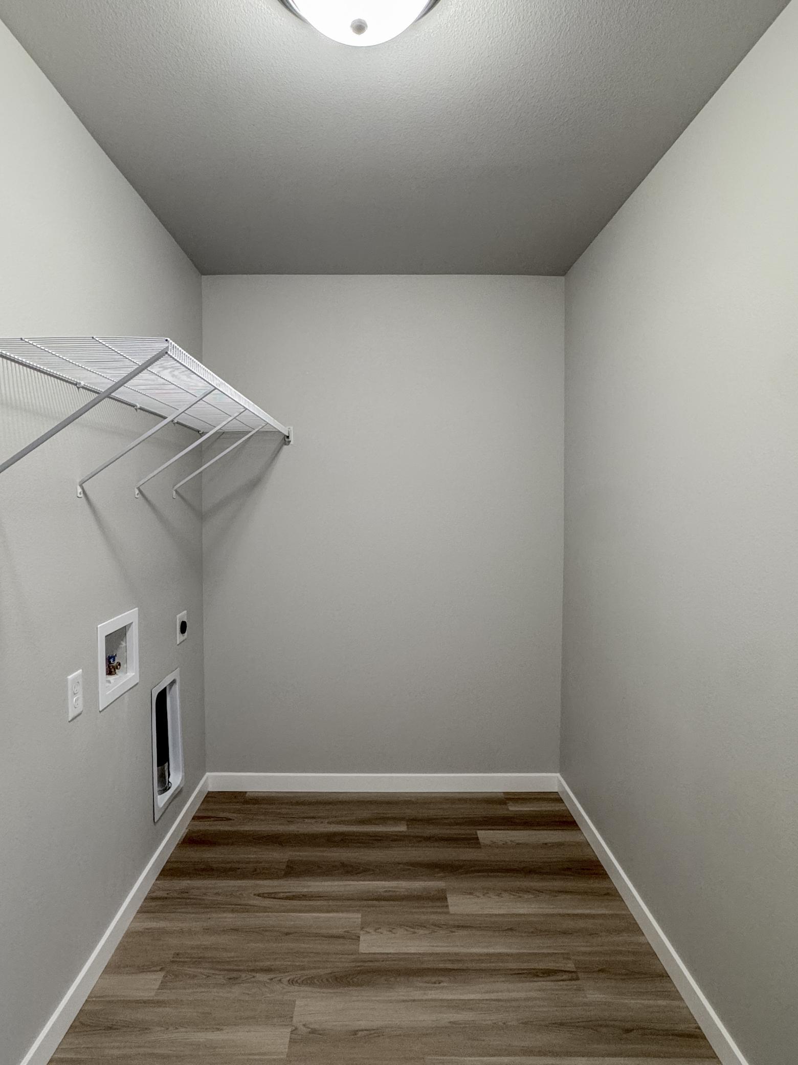 1105 Jill Drive W Property Photo 17