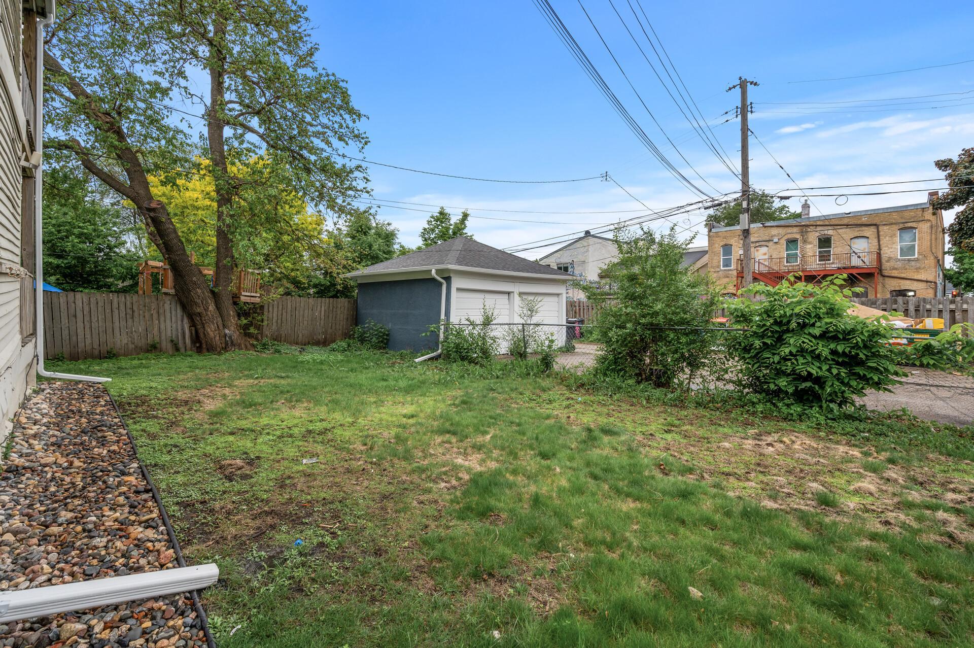 3400 Elliot Avenue Property Photo 3