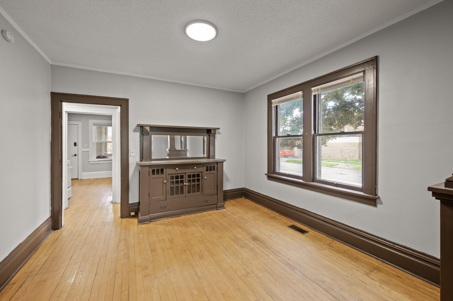 3400 Elliot Avenue Property Photo 7