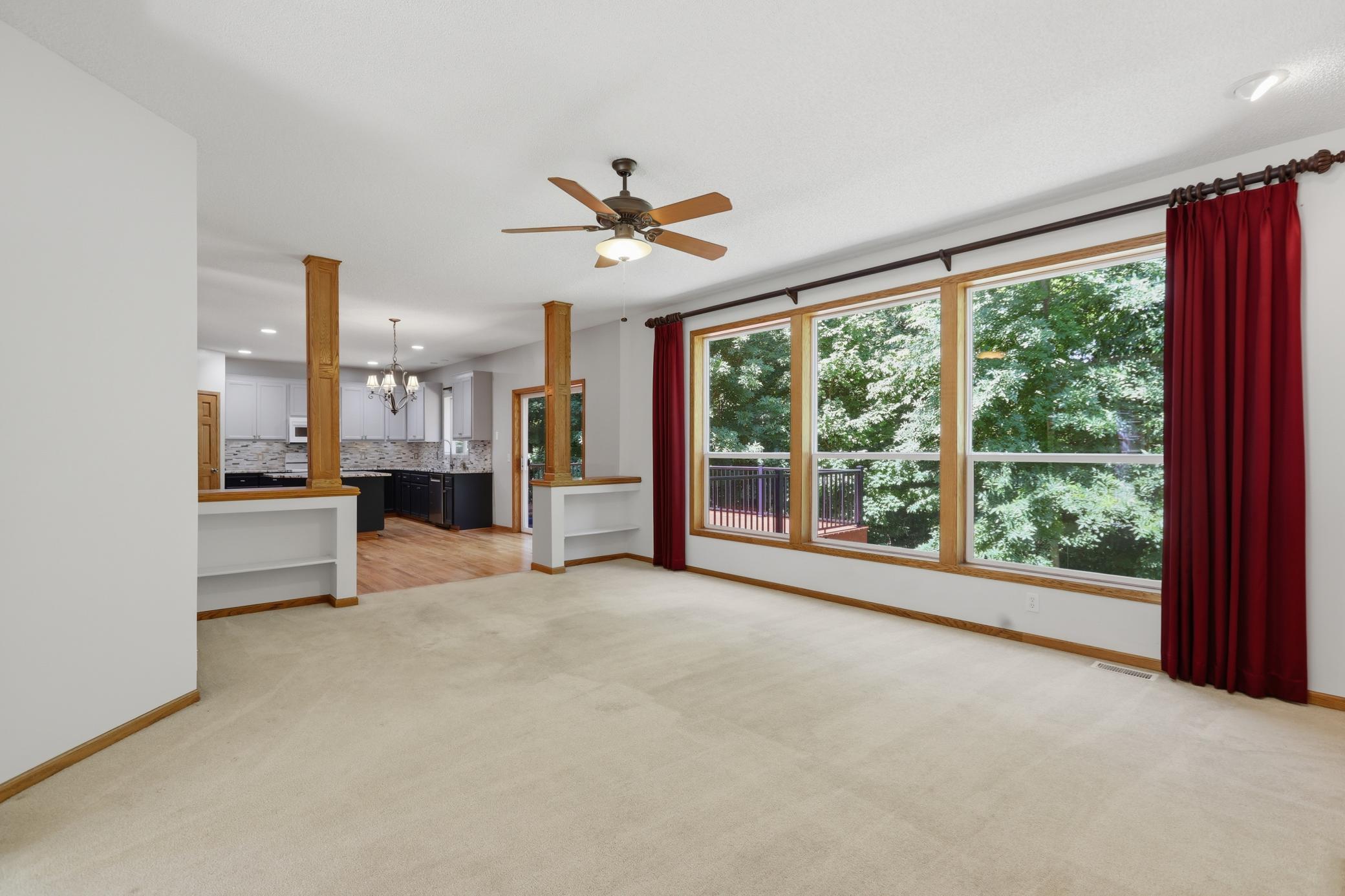 9142 Woodland Drive Property Photo 7