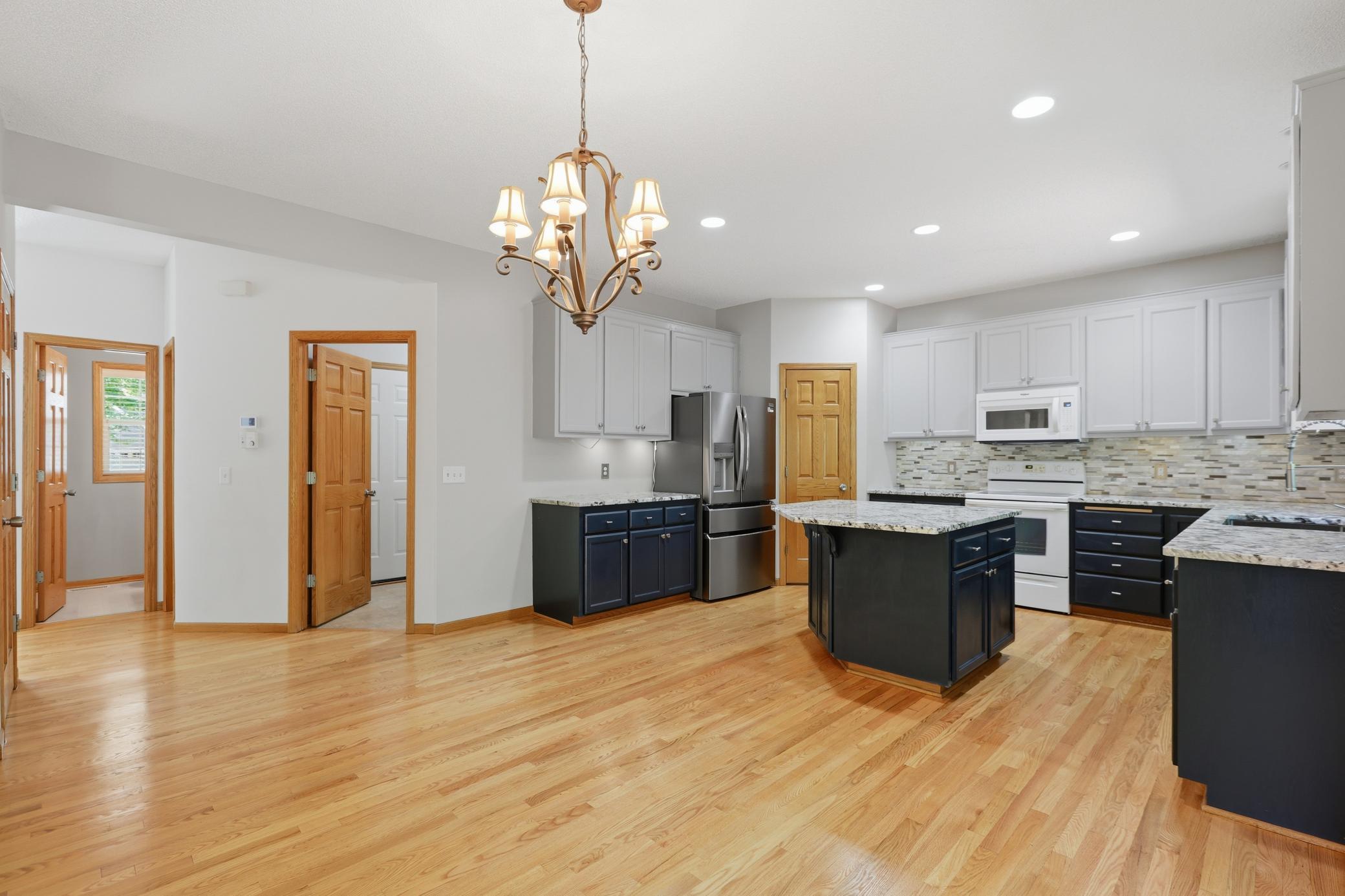 9142 Woodland Drive Property Photo 16