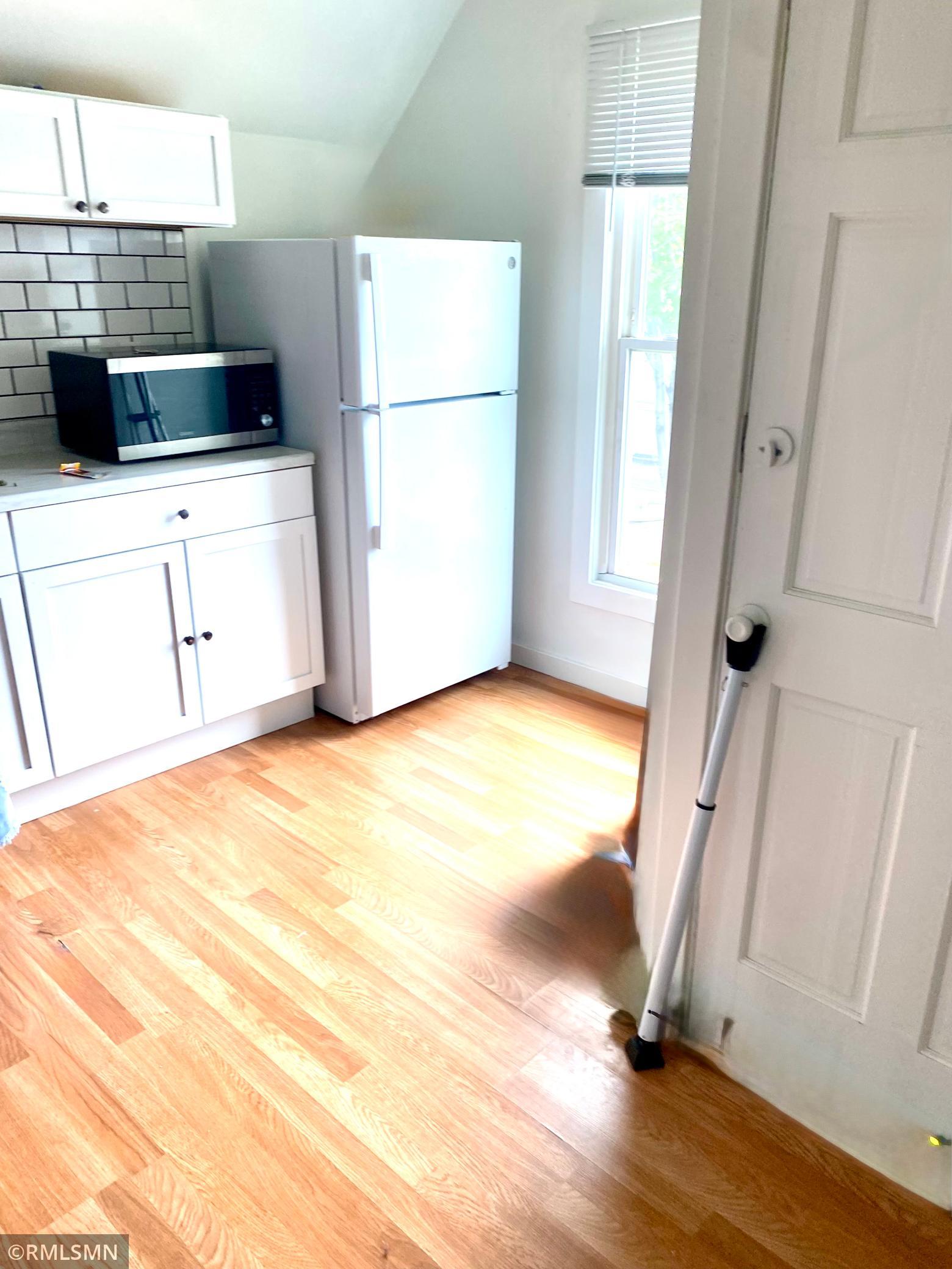 968 Sherburne Avenue Property Photo 8