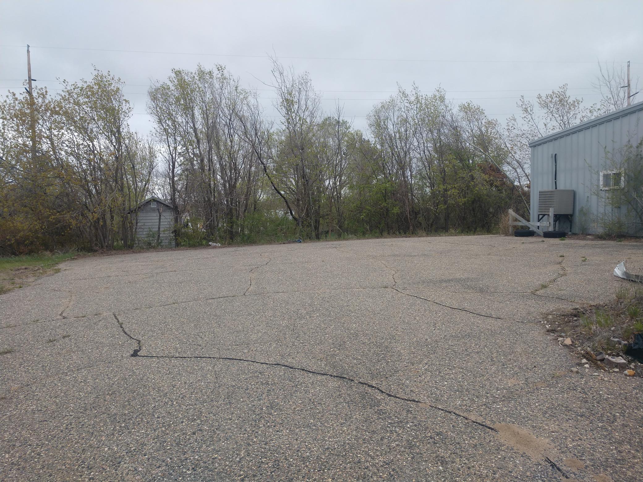 1008 Washington Avenue S Property Photo 11