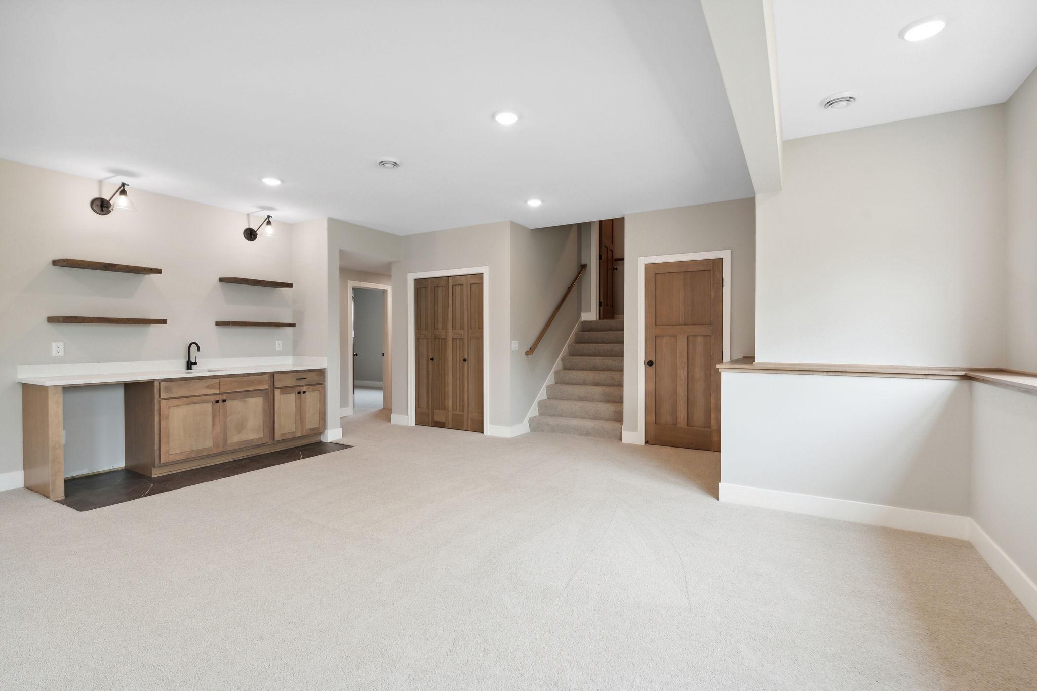 4986 Dodd Road Property Photo 26