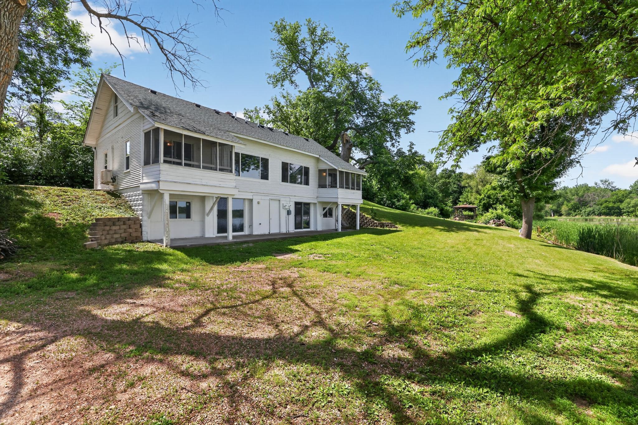 2627 Commerce Boulevard Property Photo 32