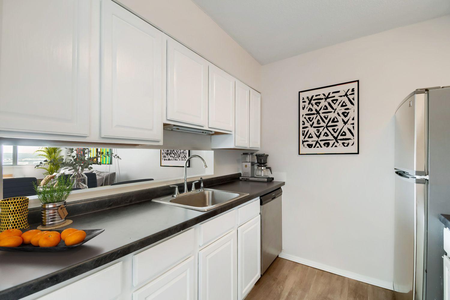 291 7th Street W 1702 Property Photo 8
