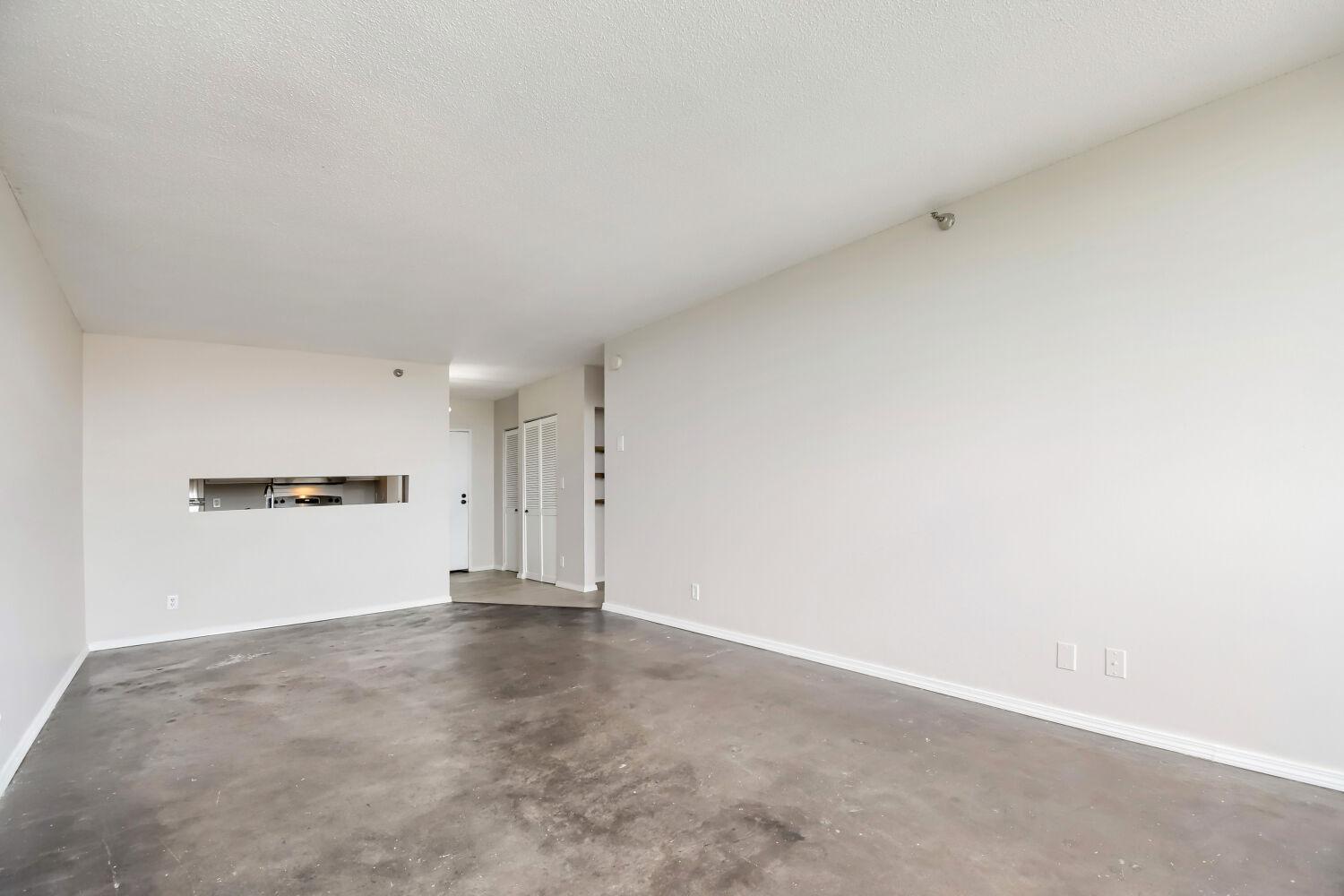 291 7th Street W 1702 Property Photo 12