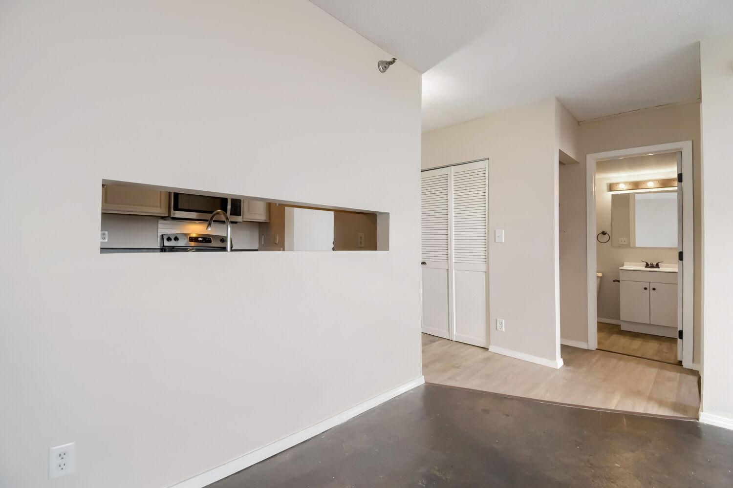 291 7th Street W 1702 Property Photo 13