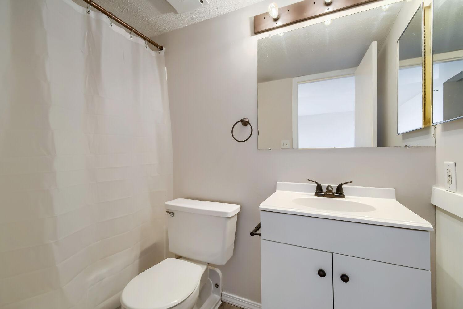 291 7th Street W 1702 Property Photo 17