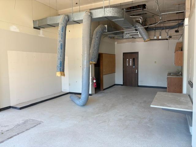 137 1st Street E Property Photo 5