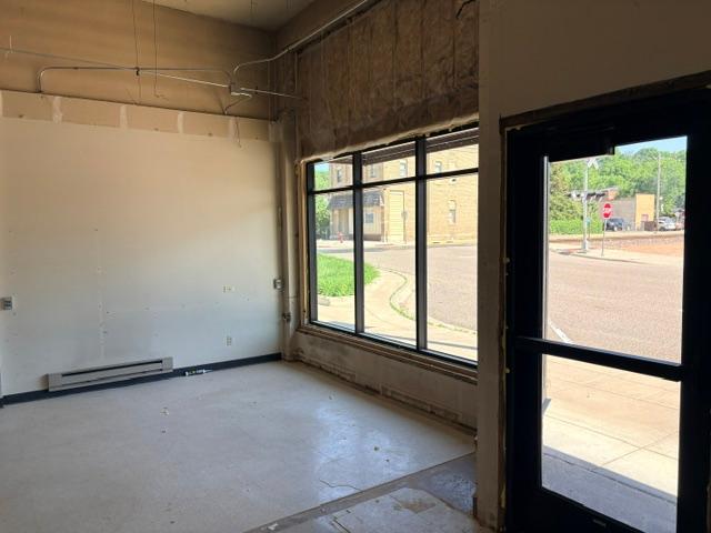 137 1st Street E Property Photo 6