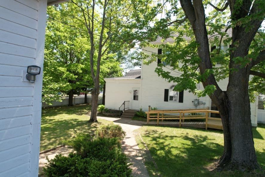 9 4th Avenue Property Photo 11