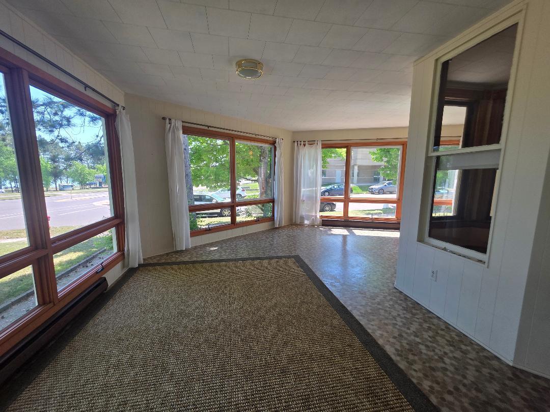 9 4th Avenue Property Photo 18