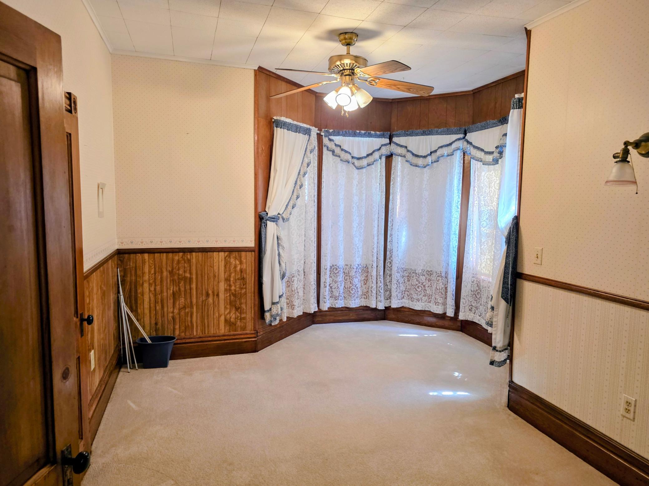 9 4th Avenue Property Photo 39
