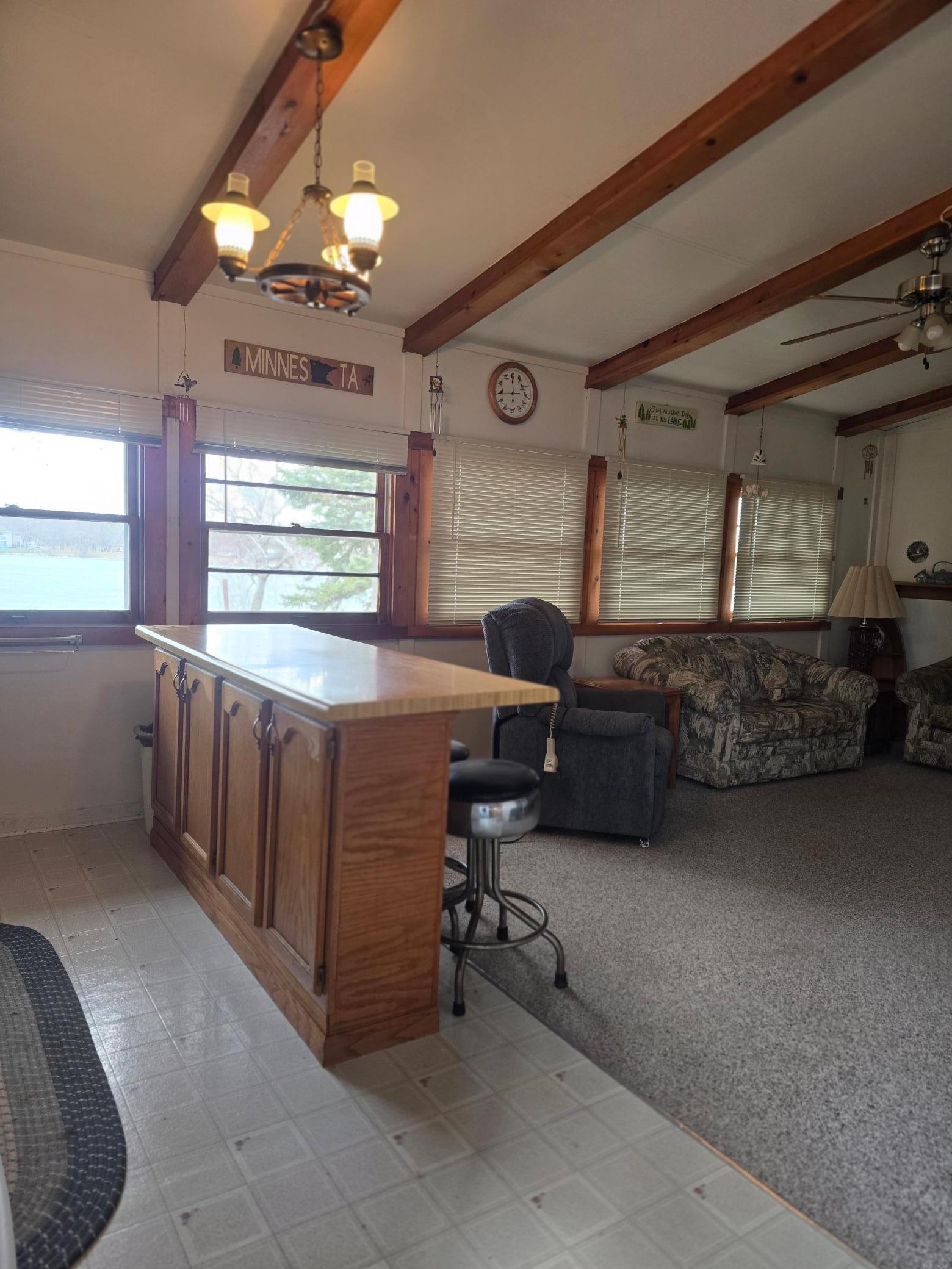 12824 Maple Street Se Property Photo 9