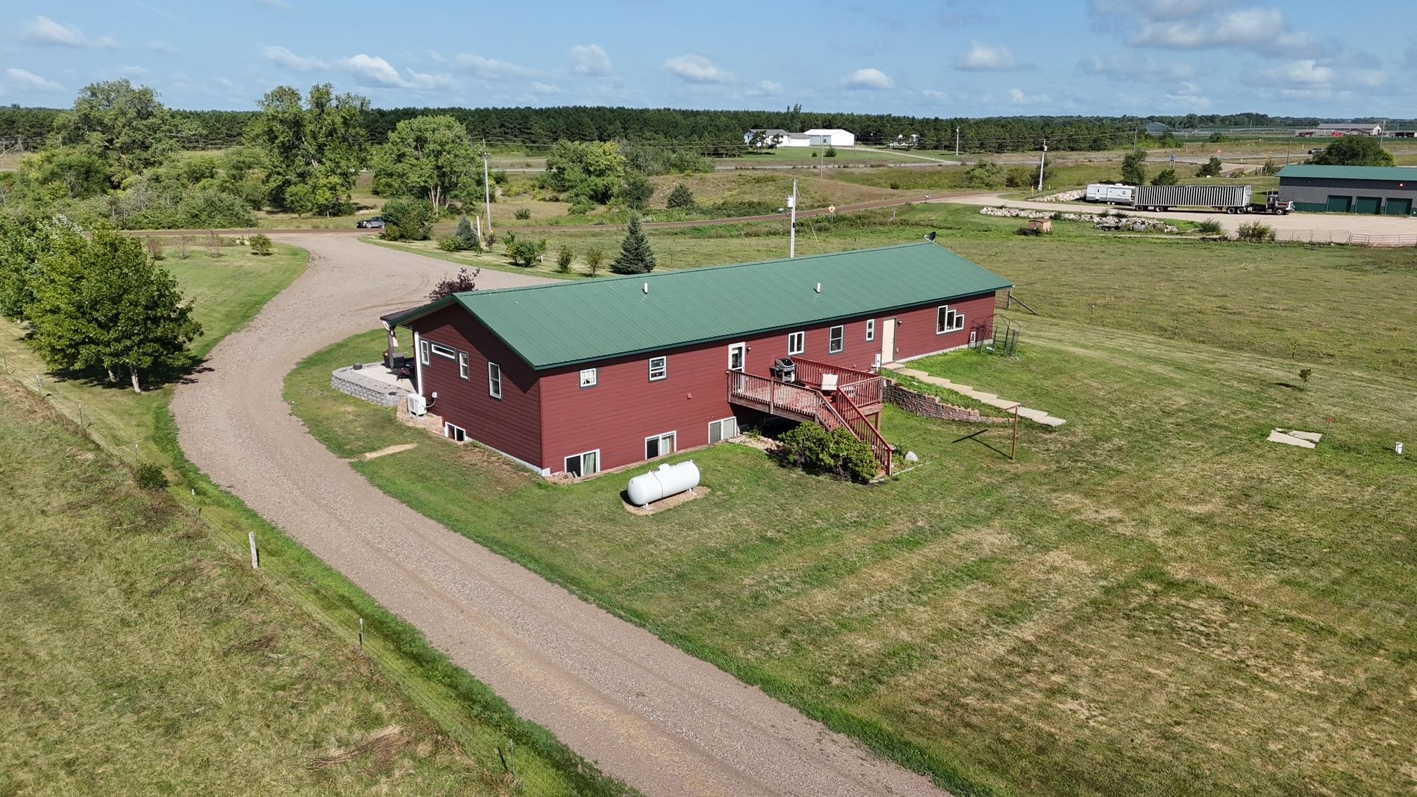 17504 231st Avenue Property Photo 5