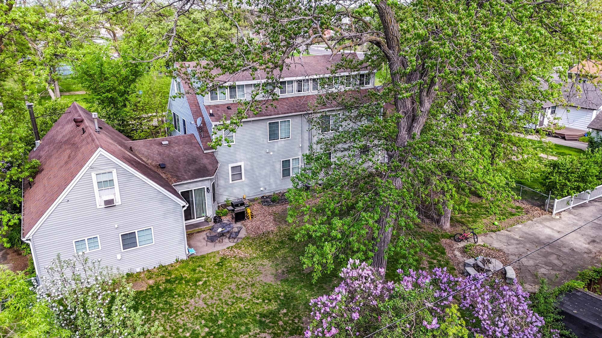 1311 Summit Avenue Property Photo 7