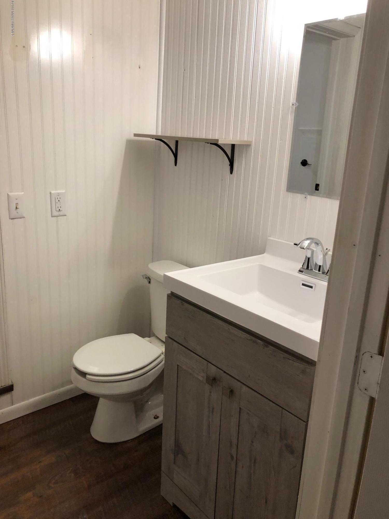 1311 Summit Avenue Property Photo 12