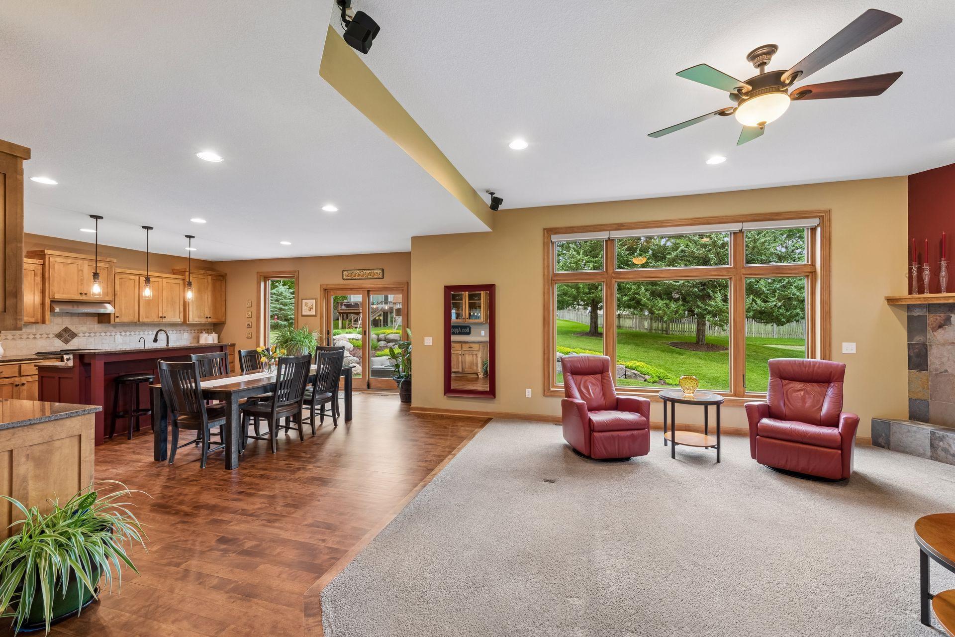6625 Walnut Drive Property Photo 8