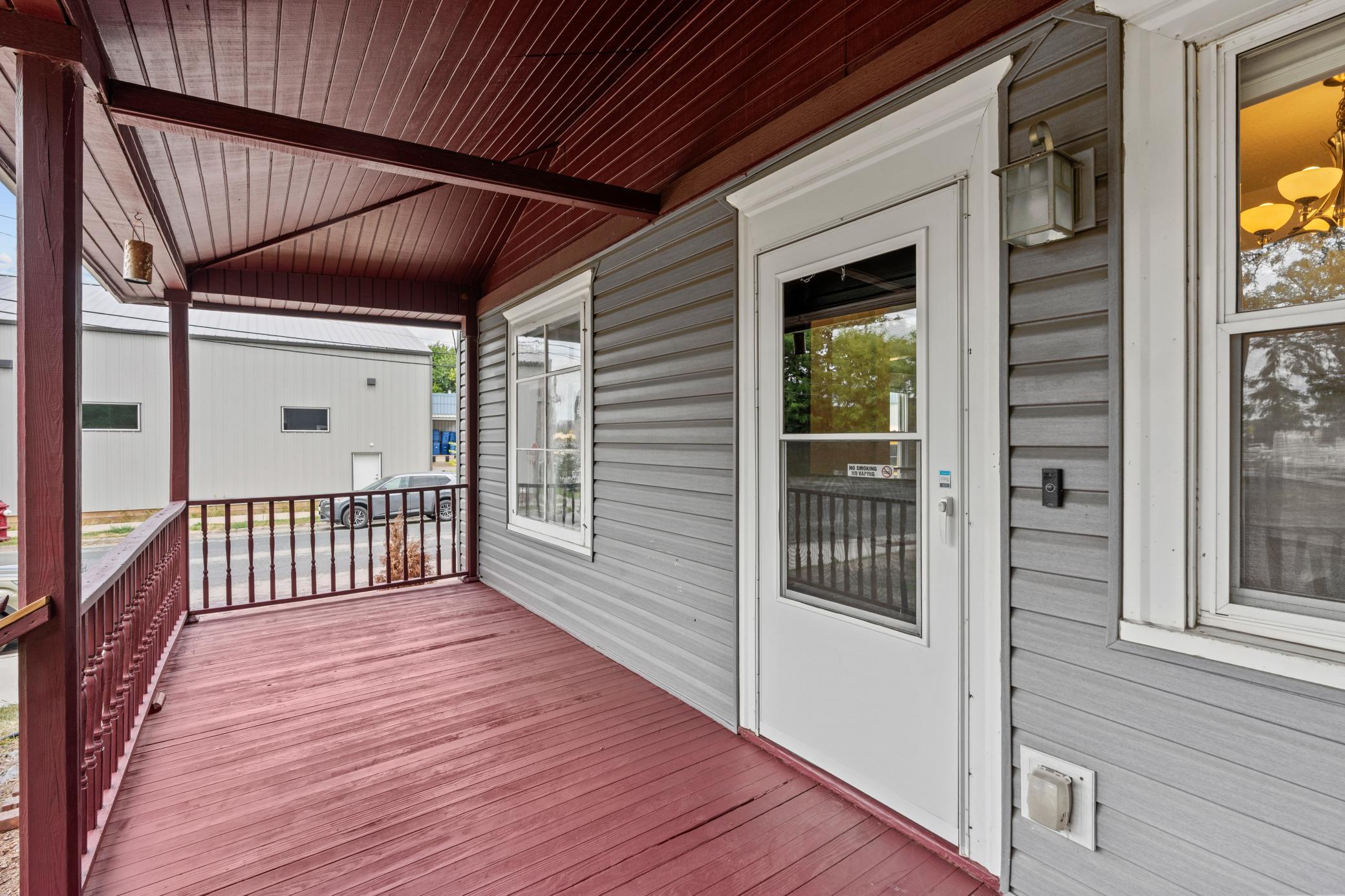 1176 14th Avenue Se Property Photo 1