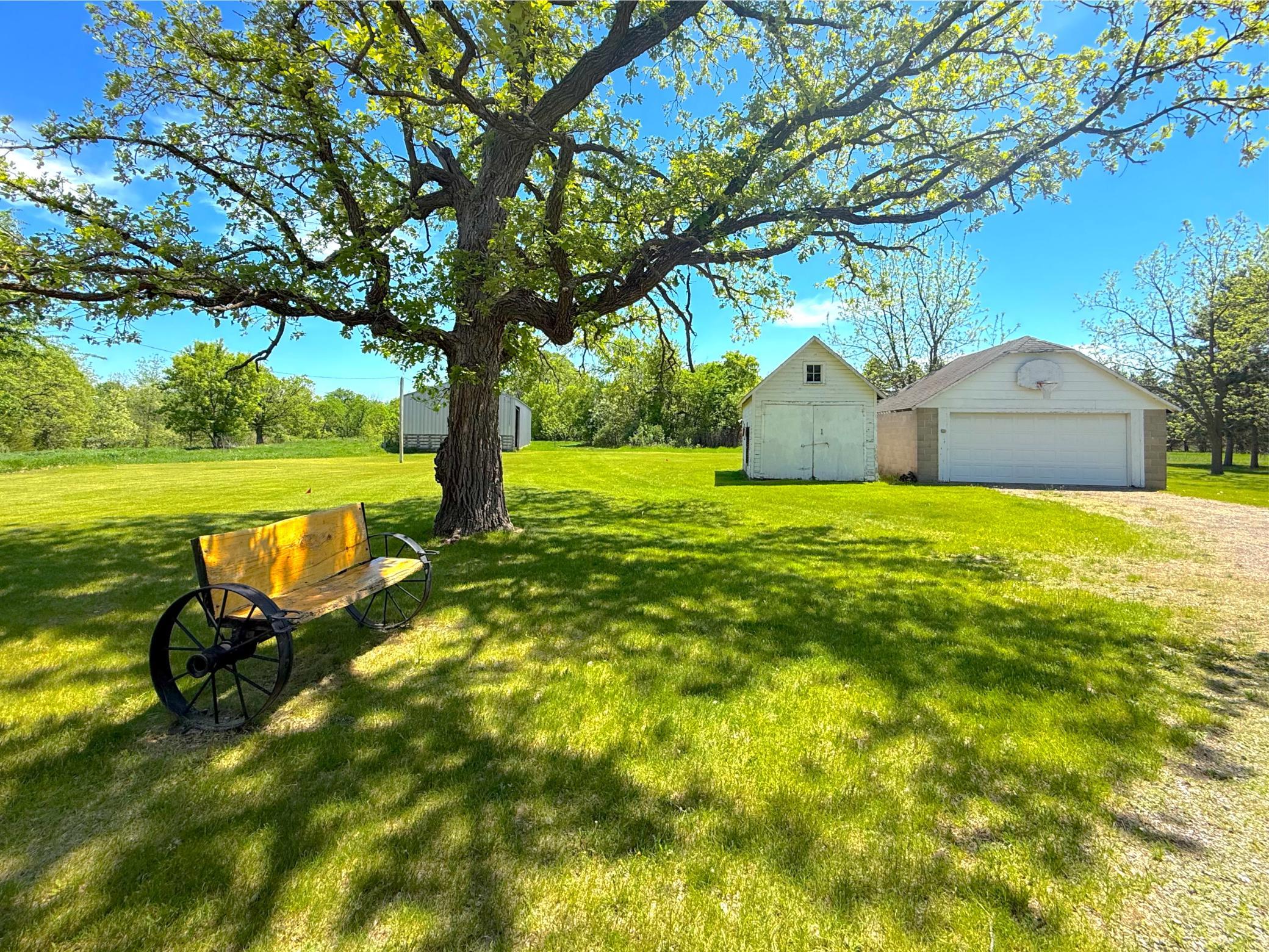 21044 County Road 75 Property Photo 41