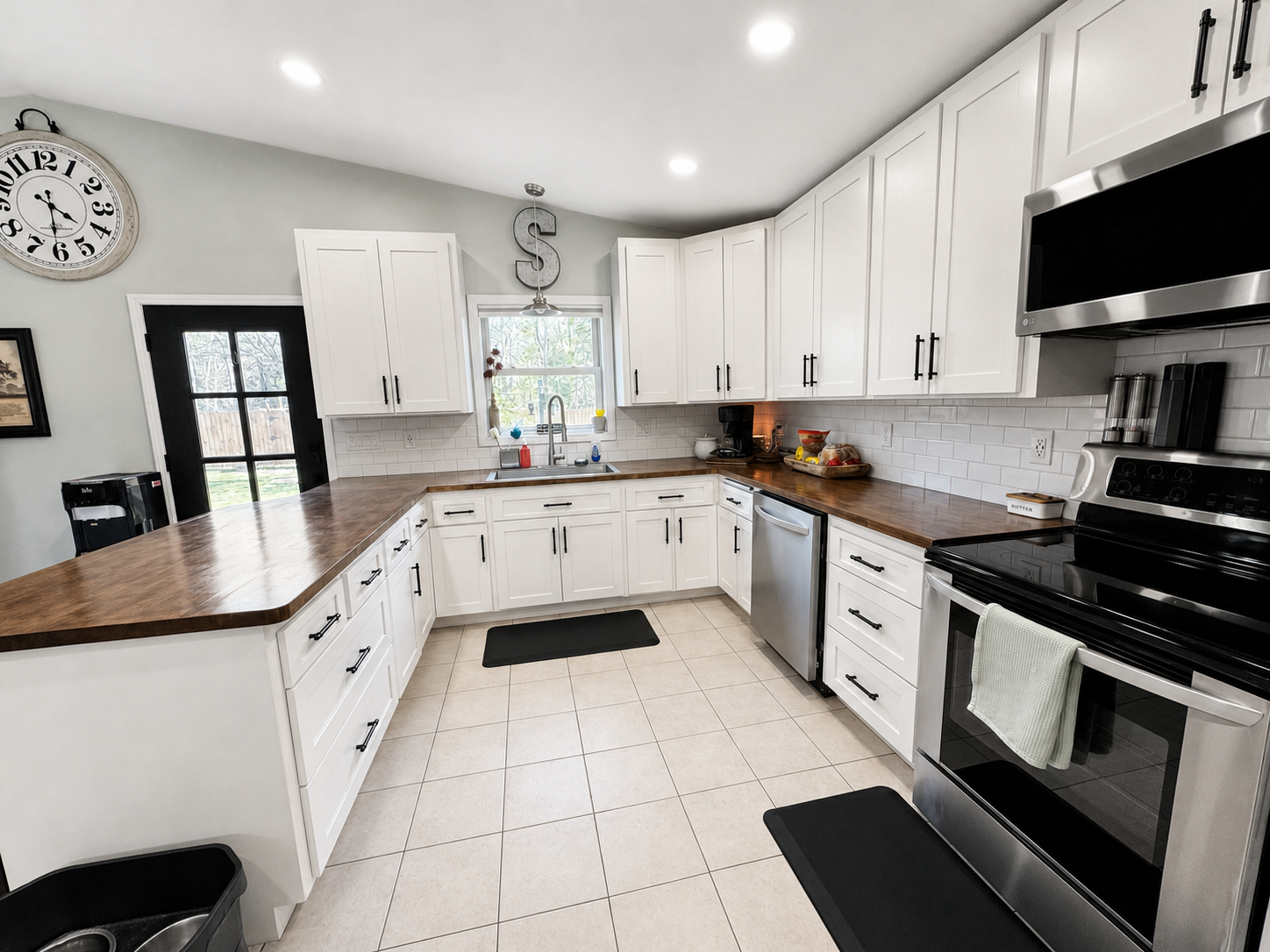 202 Ash Street Property Photo 9